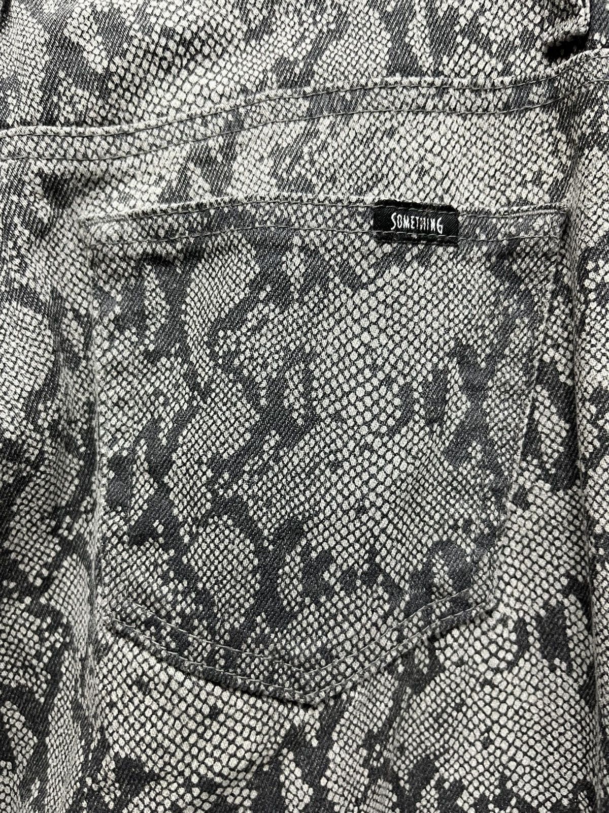 Edwin 🔥EDWIN SOMETHING Snake Skin Design Flare Woman’s Pants Size US 28 / EU 44 - 8 Thumbnail