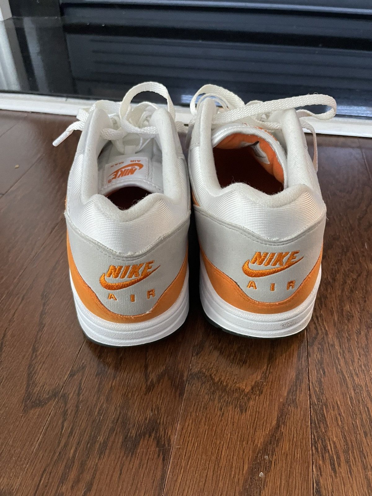 Nike Nike Air Max 1 Magma Orange Size US 11 / EU 44 - 4 Thumbnail