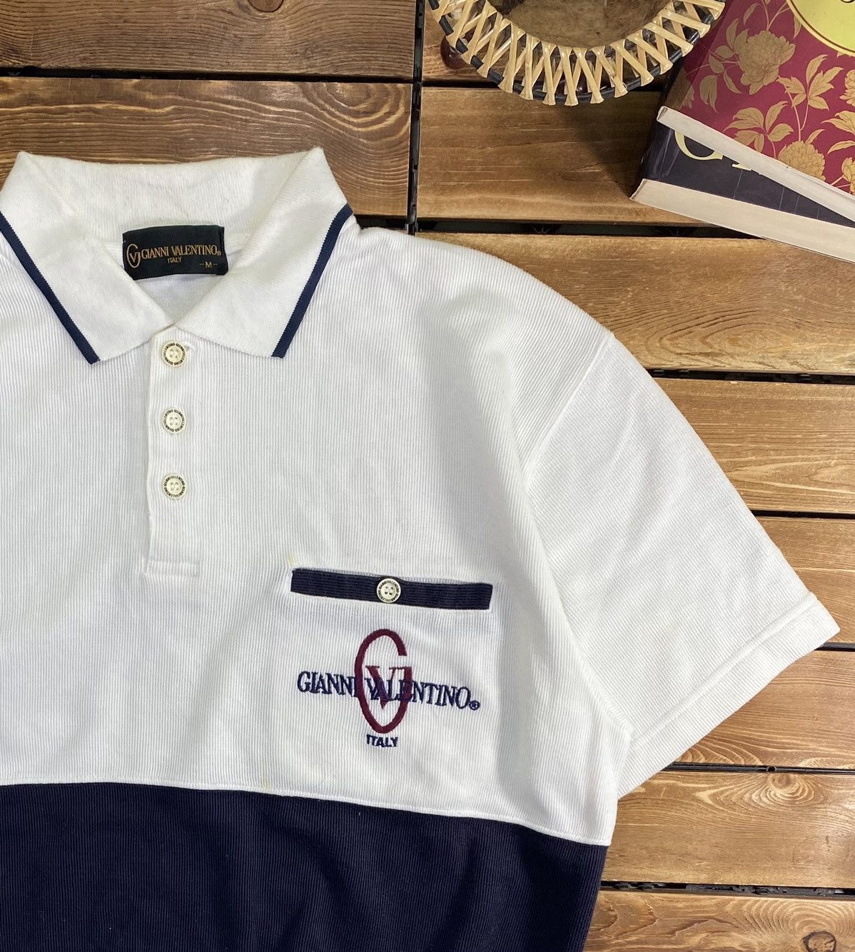 Gianni Valentino × Valentino × Vintage Vintage Gianni Valentino Short Sleeve Sweatshirt polo Size M Size US M / EU 48-50 / 2 - 5 Thumbnail
