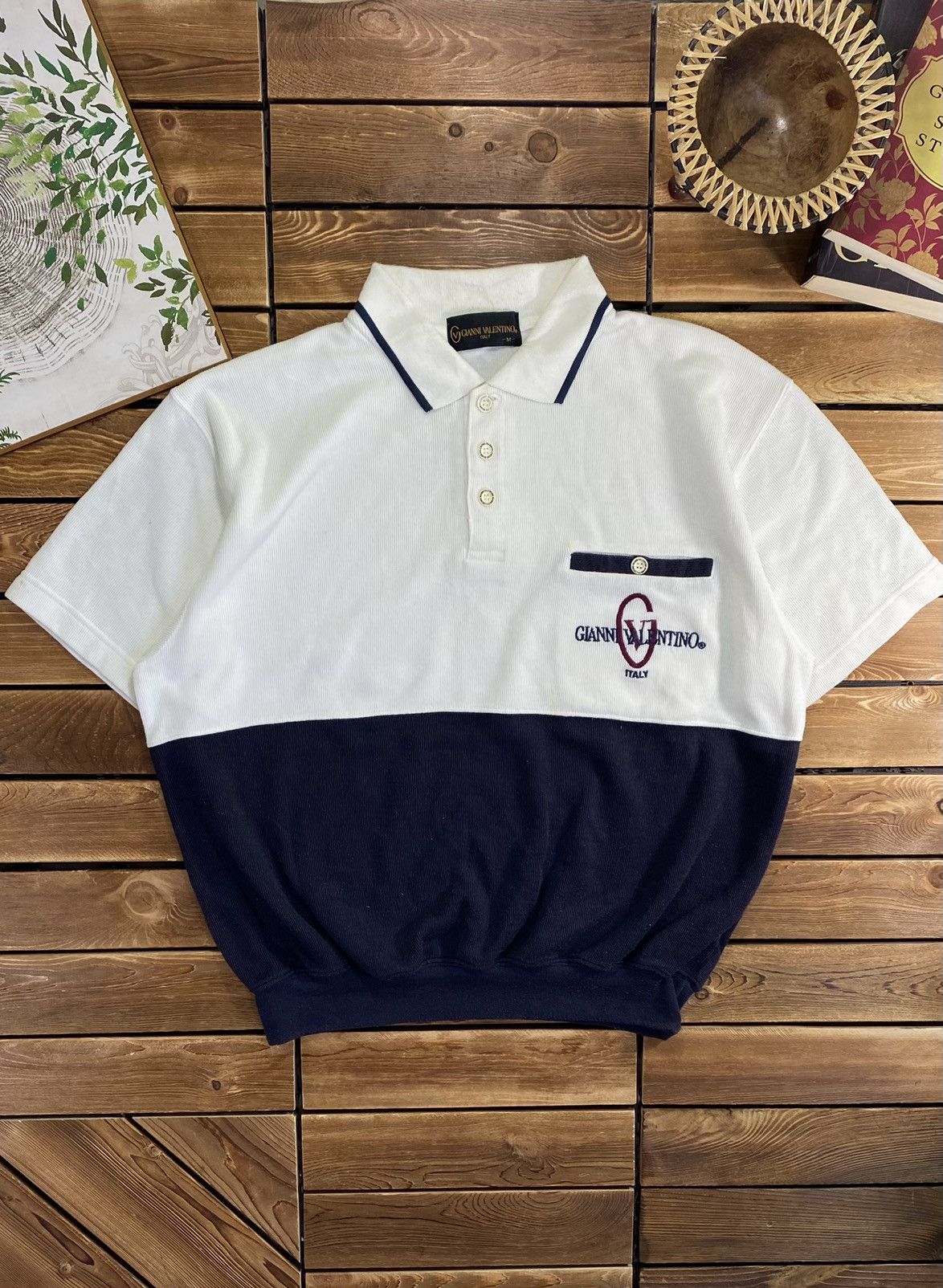 Gianni Valentino × Valentino × Vintage Vintage Gianni Valentino Short Sleeve Sweatshirt polo Size M Size US M / EU 48-50 / 2 - 2 Thumbnail