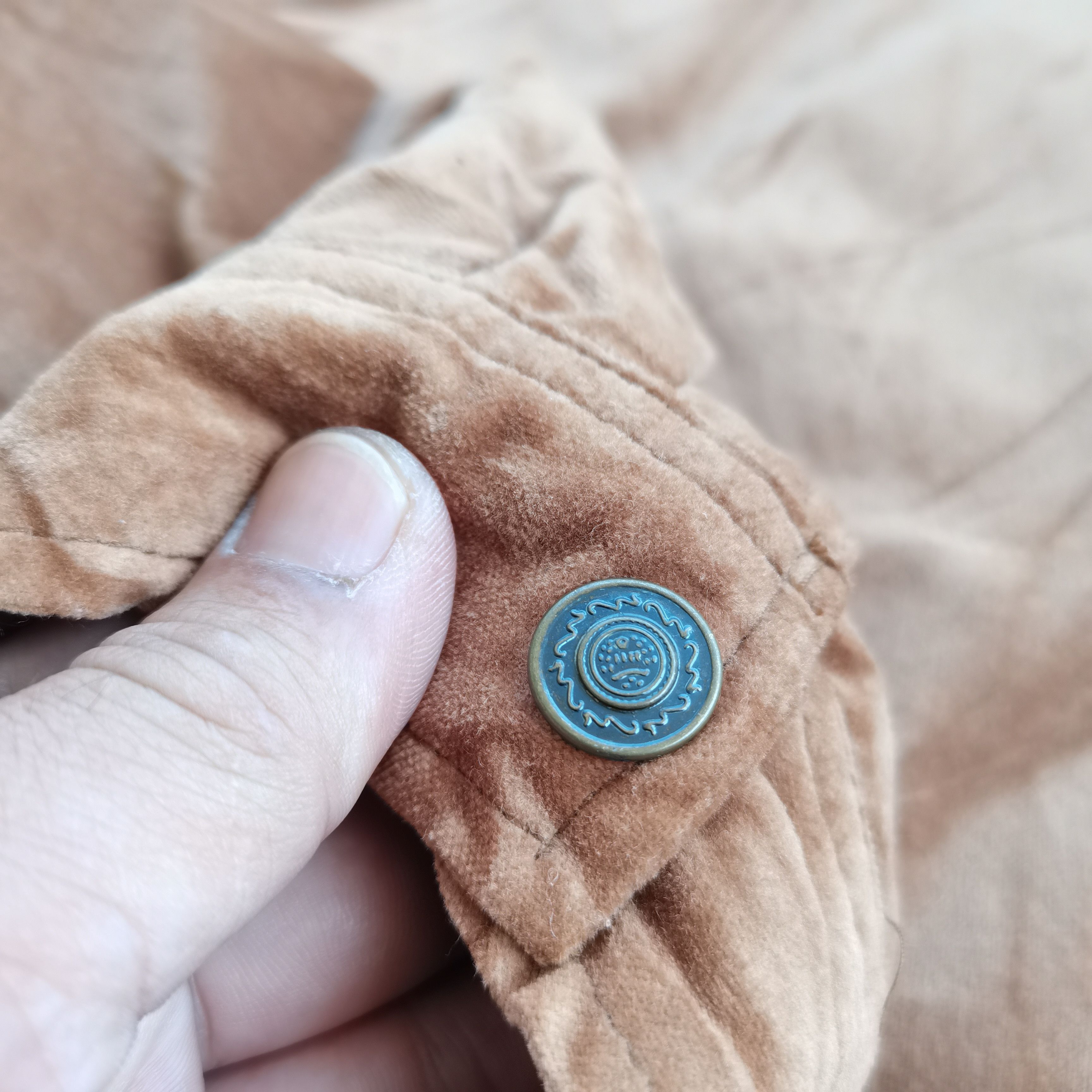 Japanese Brand × Vintage Vintage COOL RED Velvet Zipper Up Jacket Size US L / EU 52-54 / 3 - 9 Thumbnail