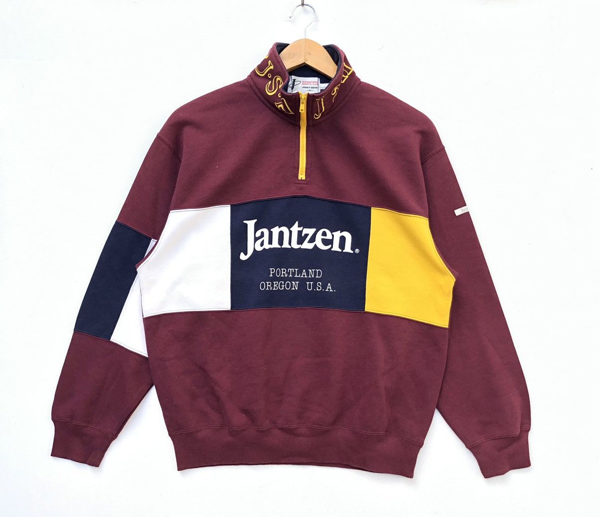 Jantzen × Japanese Brand × Vintage Vintage Jantzen Big Logo Style Design Sweatshirt Size US M / EU 48-50 / 2 - 1 Thumbnail