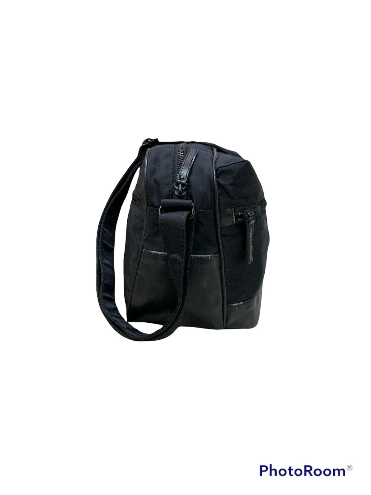 Yohji Yamamoto Y'SACCS BY YOHJI YAMAMOTO NYLON SLING BAG Size ONE SIZE - 4 Thumbnail