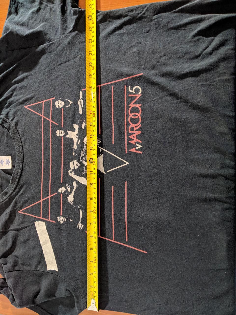 Band Tees Marron 5 Band Tee Tour 2011 Size US XL / EU 56 / 4 - 5 Thumbnail