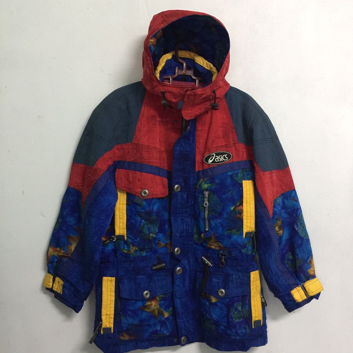 Asics Japanese Brand Asics Jacket Hoodie rare design Size US L / EU 52-54 / 3 - 3 Thumbnail