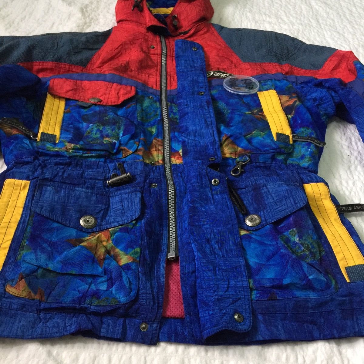 Asics Japanese Brand Asics Jacket Hoodie rare design Size US L / EU 52-54 / 3 - 15 Thumbnail