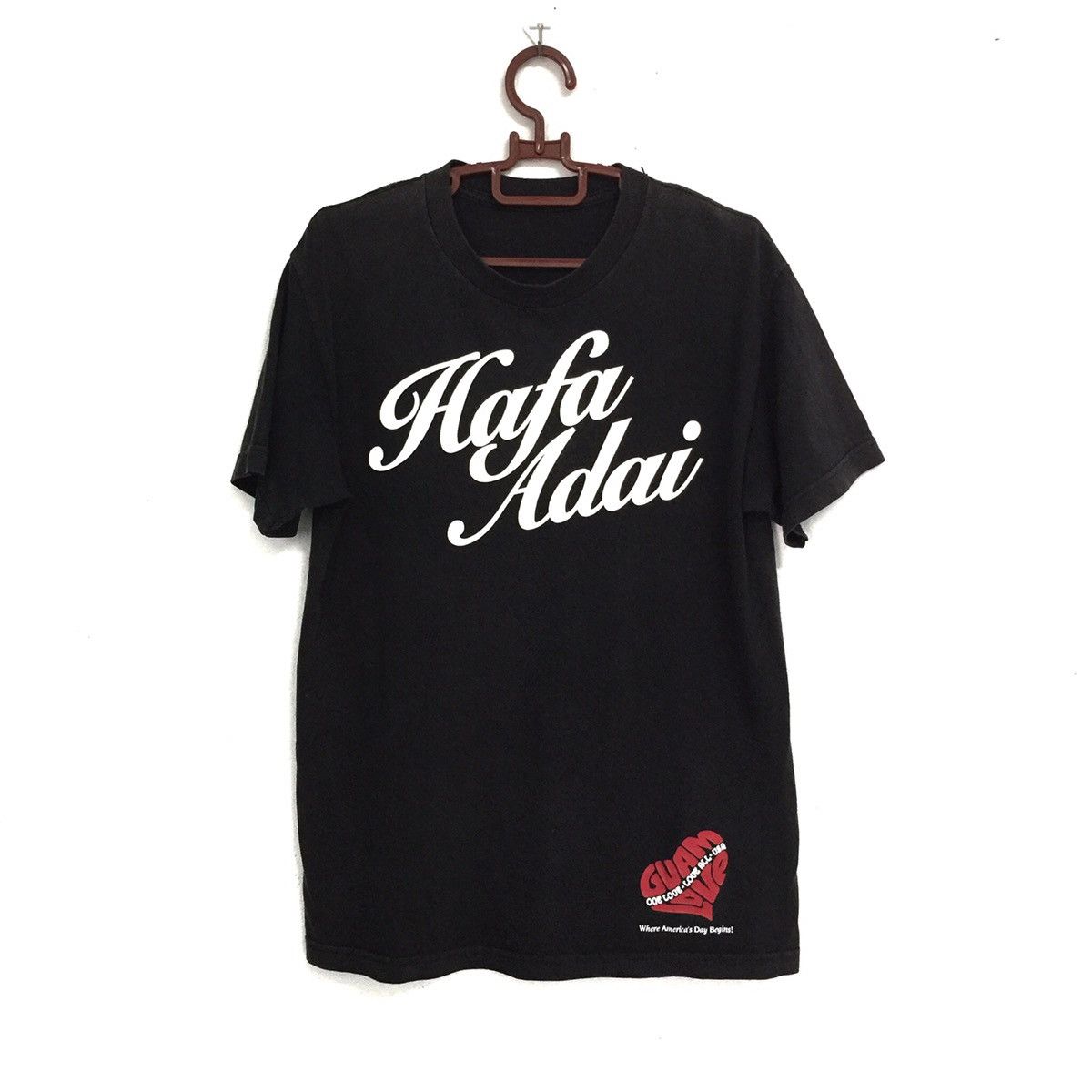 Other Guam love USA tshirt Size US L / EU 52-54 / 3 - 1 Thumbnail