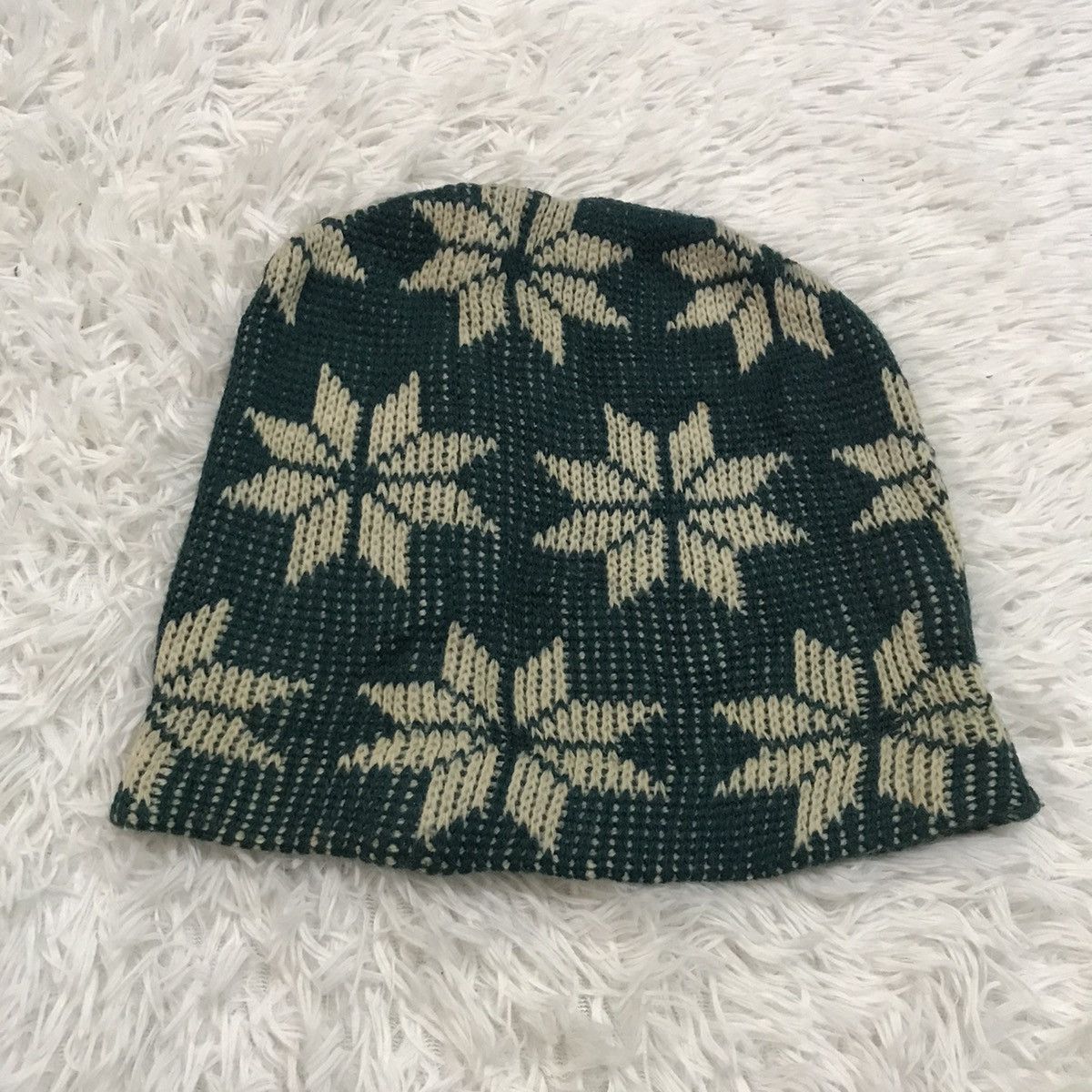 Other Unknown Beanie Headwear hat snow cap Size ONE SIZE - 2 Thumbnail