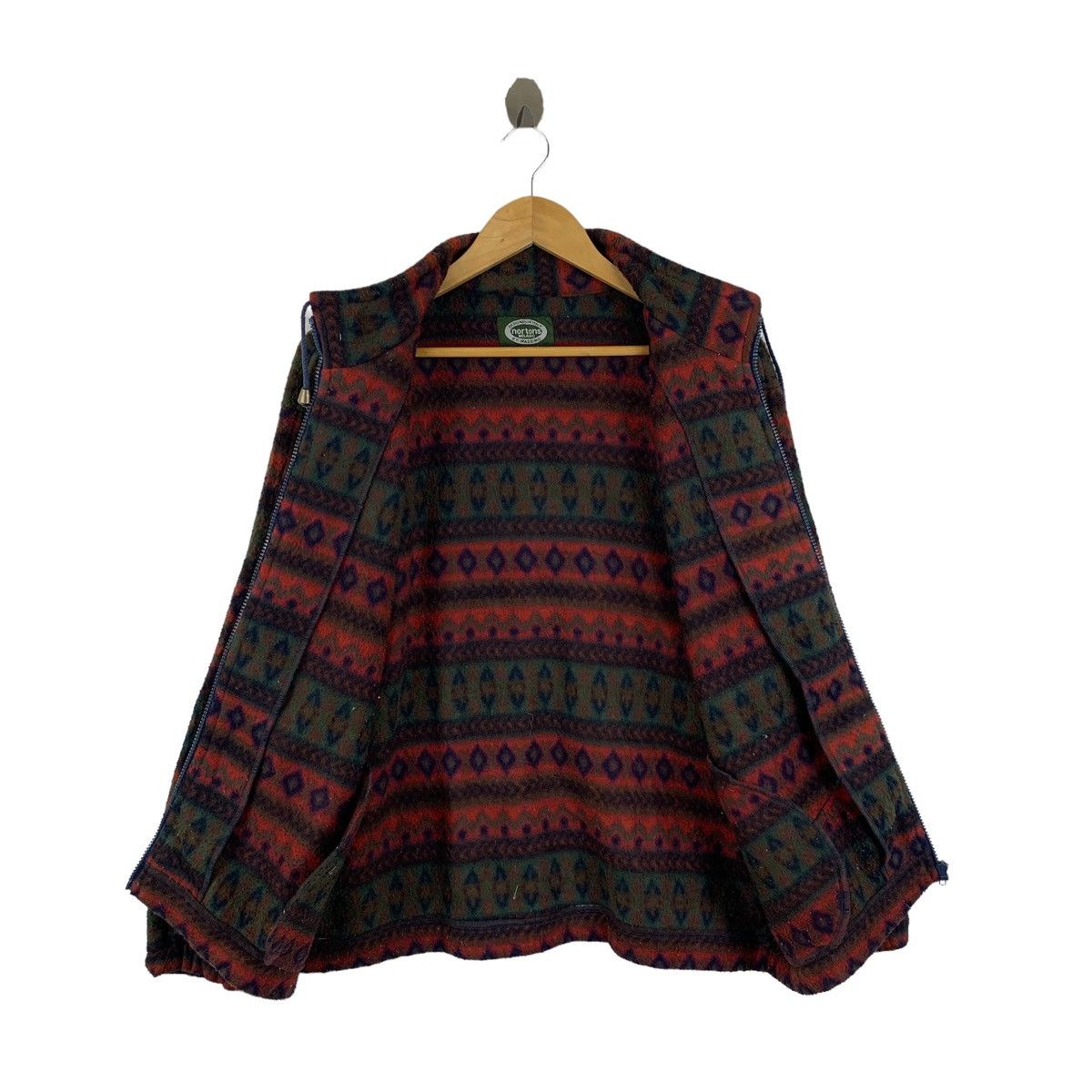 Massimo Osti × Vintage Vintage NORTONS MILANO By Massimo Navajo Fleece Sweaters Size US M / EU 48-50 / 2 - 3 Thumbnail