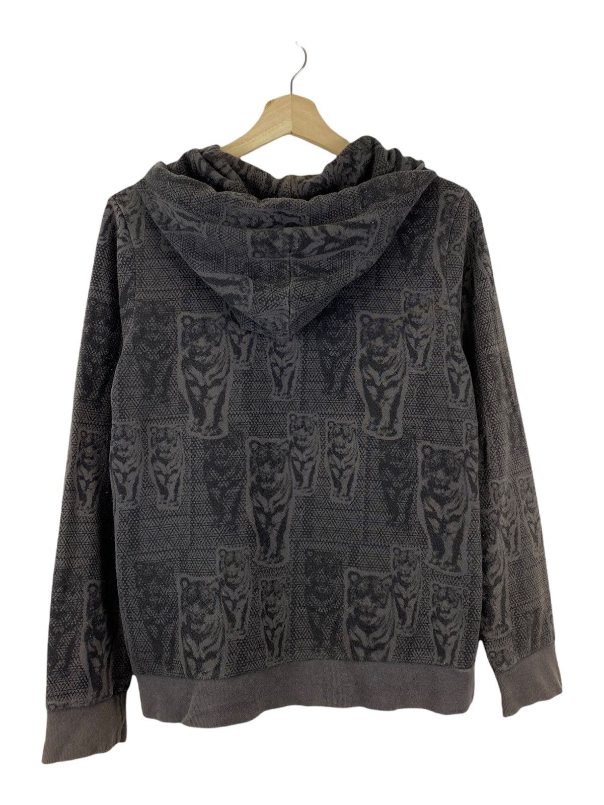 Designer × Uniqlo IVANA HELSINKI x UNIQLO HOODIES Size US XL / EU 56 / 4 - 6 Thumbnail