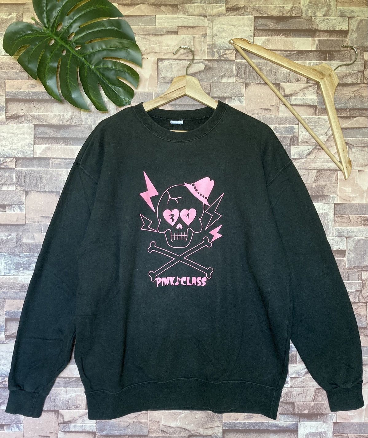 Other Pink Skulls Crewneck Sweatshirt #32-3 Size US M / EU 48-50 / 2 - 1 Thumbnail