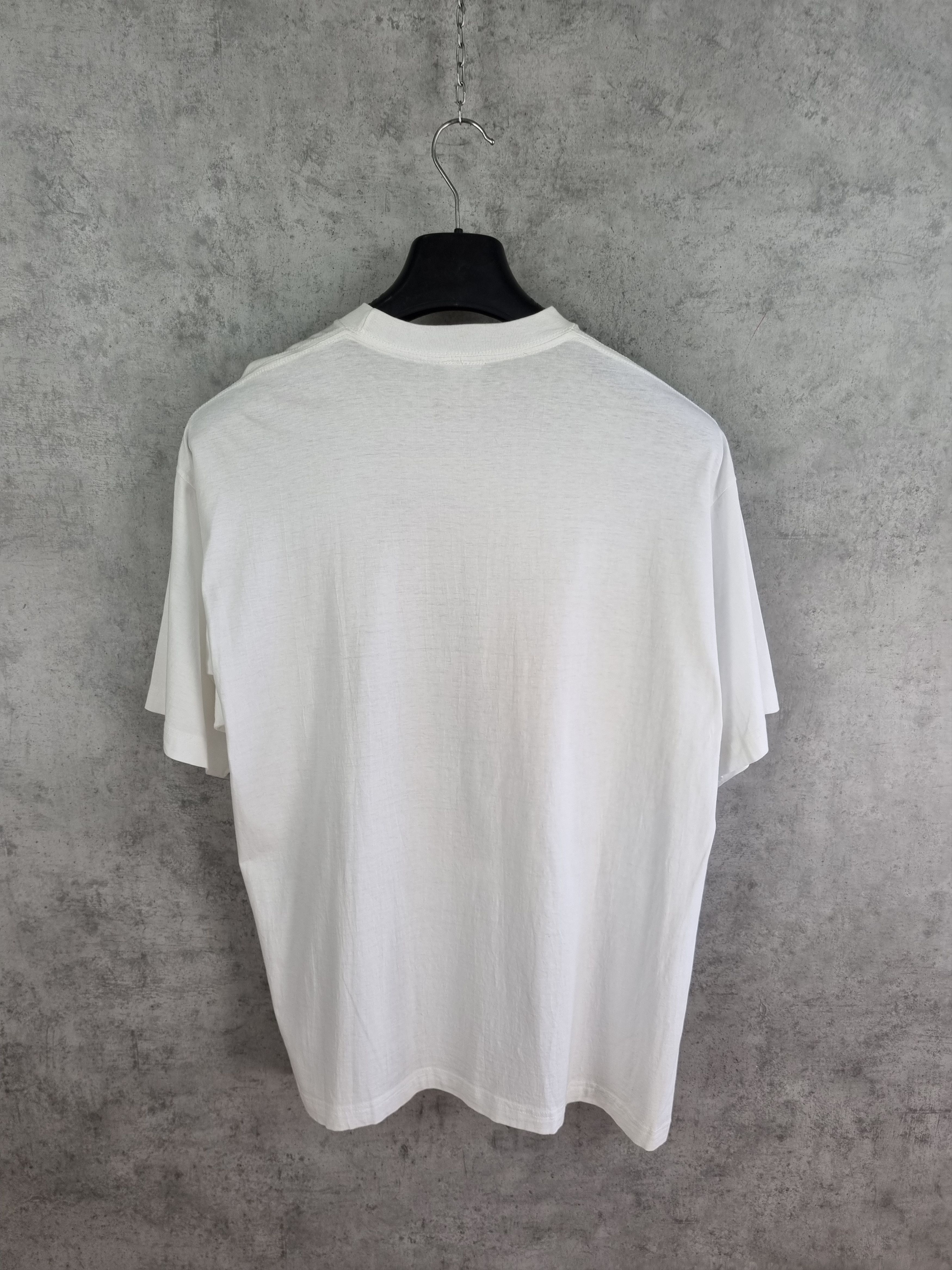 Vintage Very Rare AL BUNDY Movie Serial 90s Vintage Tee Shirt Size US L / EU 52-54 / 3 - 5 Thumbnail