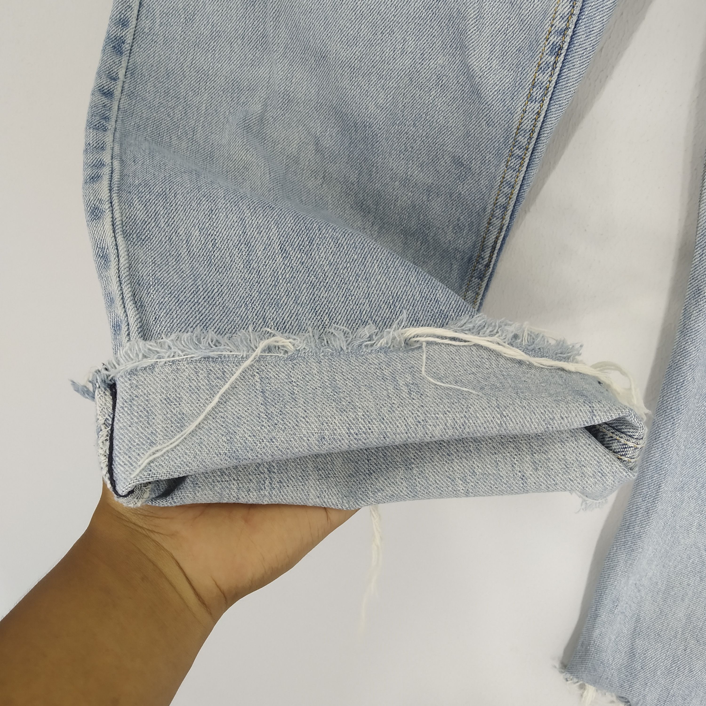 Levi's Vintage Levi's 505 Faded Blue Denim Jeans Reconstruct Jeans Size US 35 - 7 Thumbnail