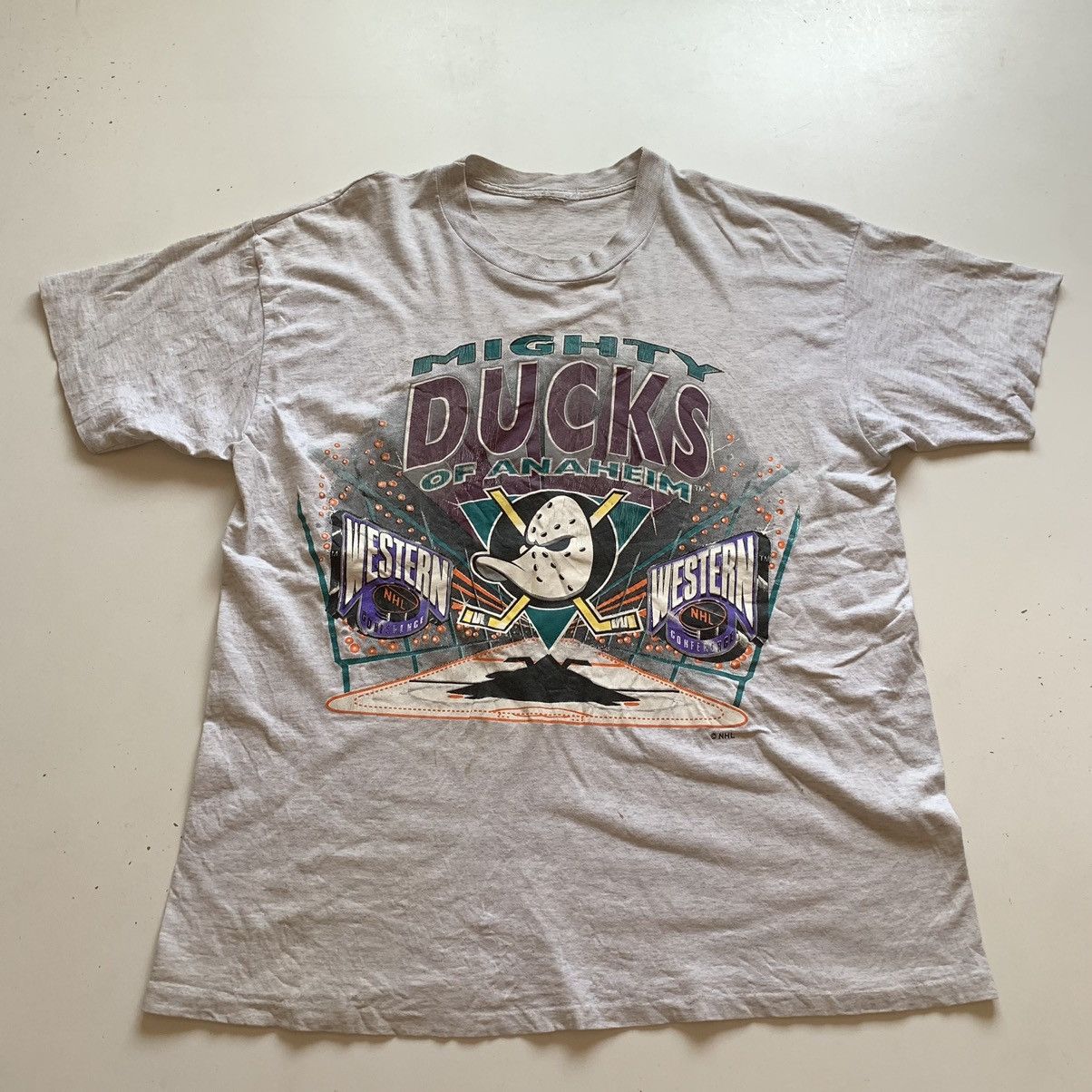 NHL × Vintage Vintage 90s Anaheim Mighty Ducks graphic t shirt grey nhl Size US XL / EU 56 / 4 - 1 Thumbnail