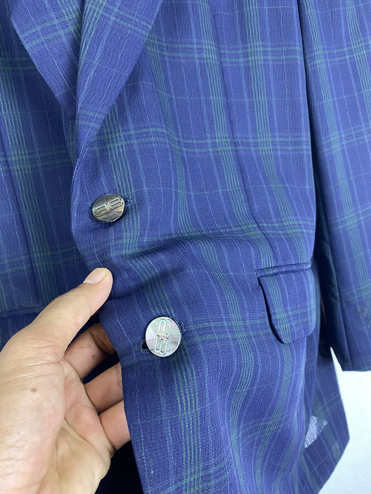 Balenciaga Balenciaga Paris Casual Blazer Flannel Design - Medium Size Size US M / EU 48-50 / 2 - 7 Thumbnail