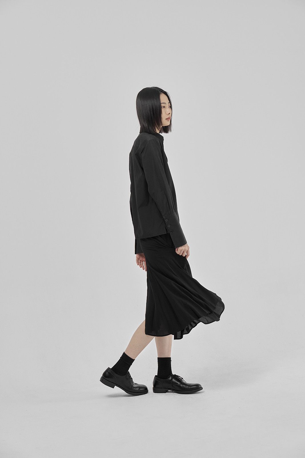 image of Yohji Yamamoto Femme Aw11 - Leather Piping Asymmetric Skirt in Black, Women's (Size 29)