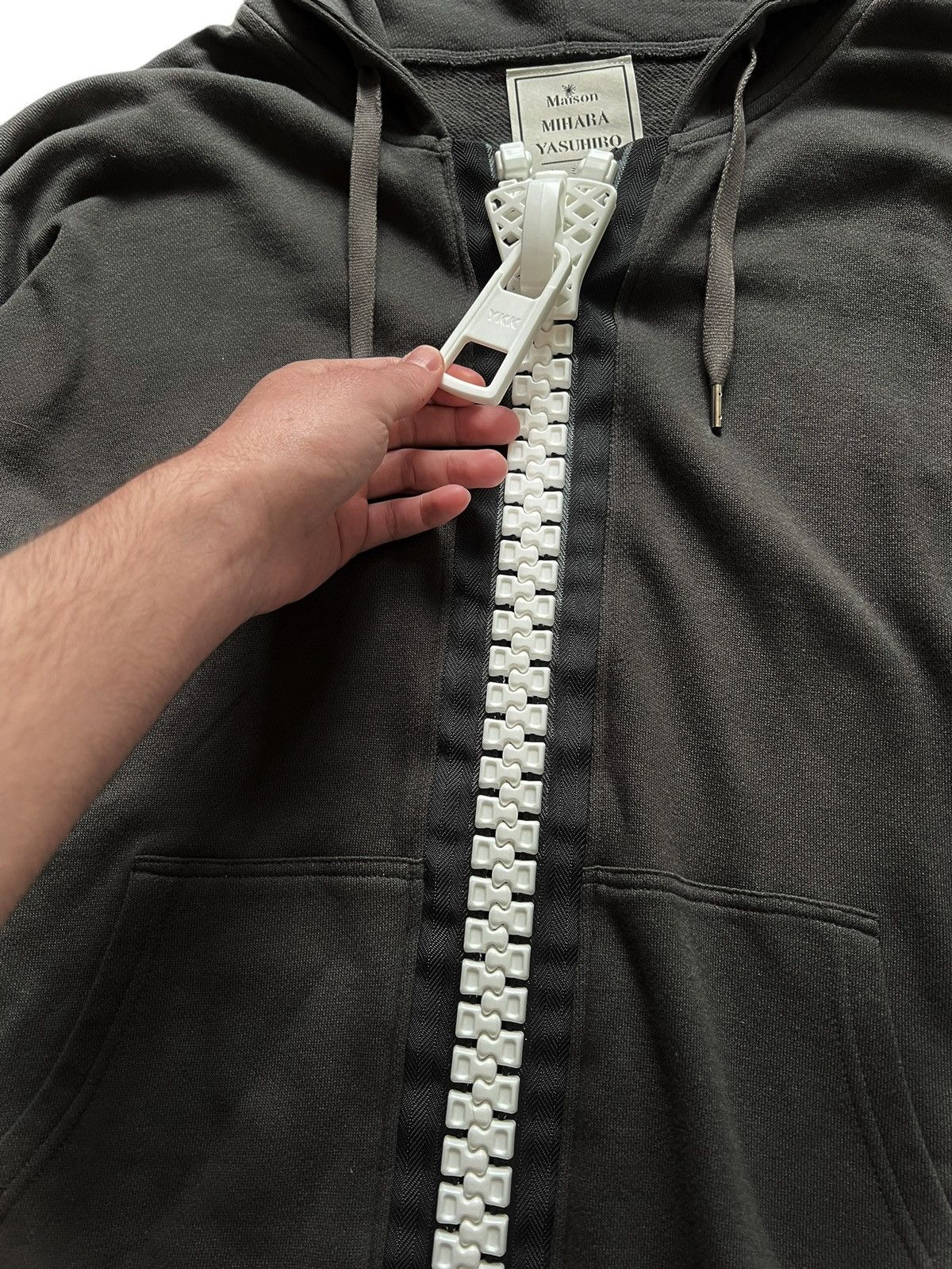 Maison MIHARA YASUHIRO Oversized Big Zipper Hoodie Size US S / EU 44-46 / 1 - 3 Thumbnail