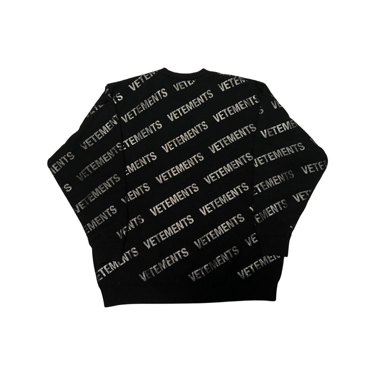 Vetements *Rare* NEW VETEMENTS ALLOVER LOGO SWEATER - MEDIUM Size US M / EU 48-50 / 2 - 2 Thumbnail