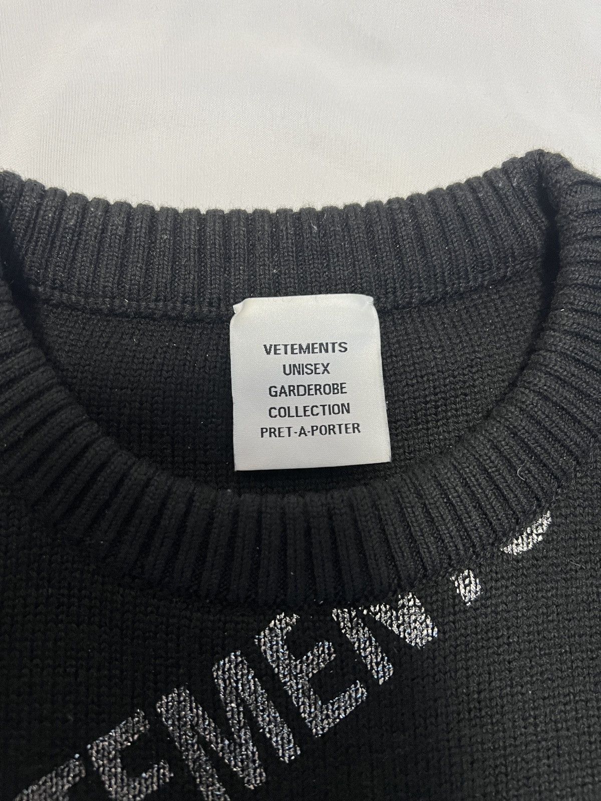 Vetements *Rare* NEW VETEMENTS ALLOVER LOGO SWEATER - MEDIUM Size US M / EU 48-50 / 2 - 3 Thumbnail