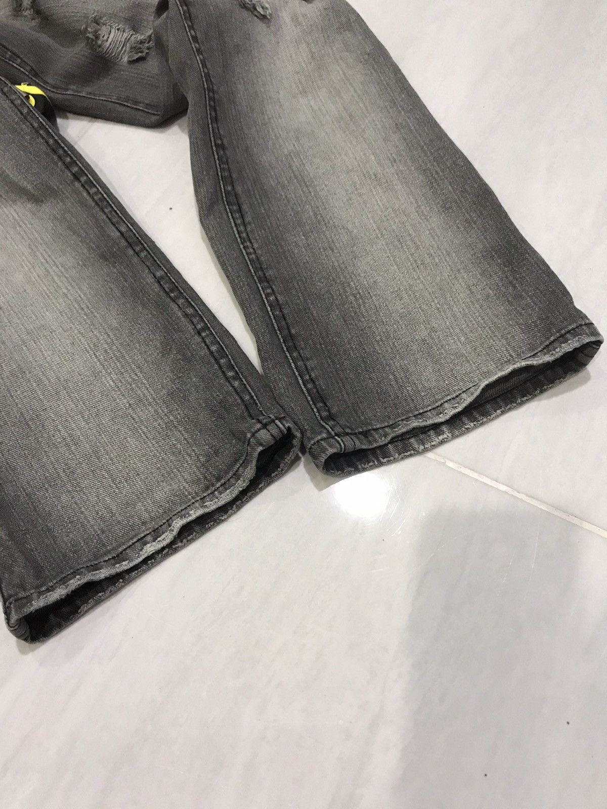 Japanese Brand 💥DOUBLE WAIST💥LAD Japan Black Wash Distressed Denim F259 Size US 32 / EU 48 - 21 Thumbnail