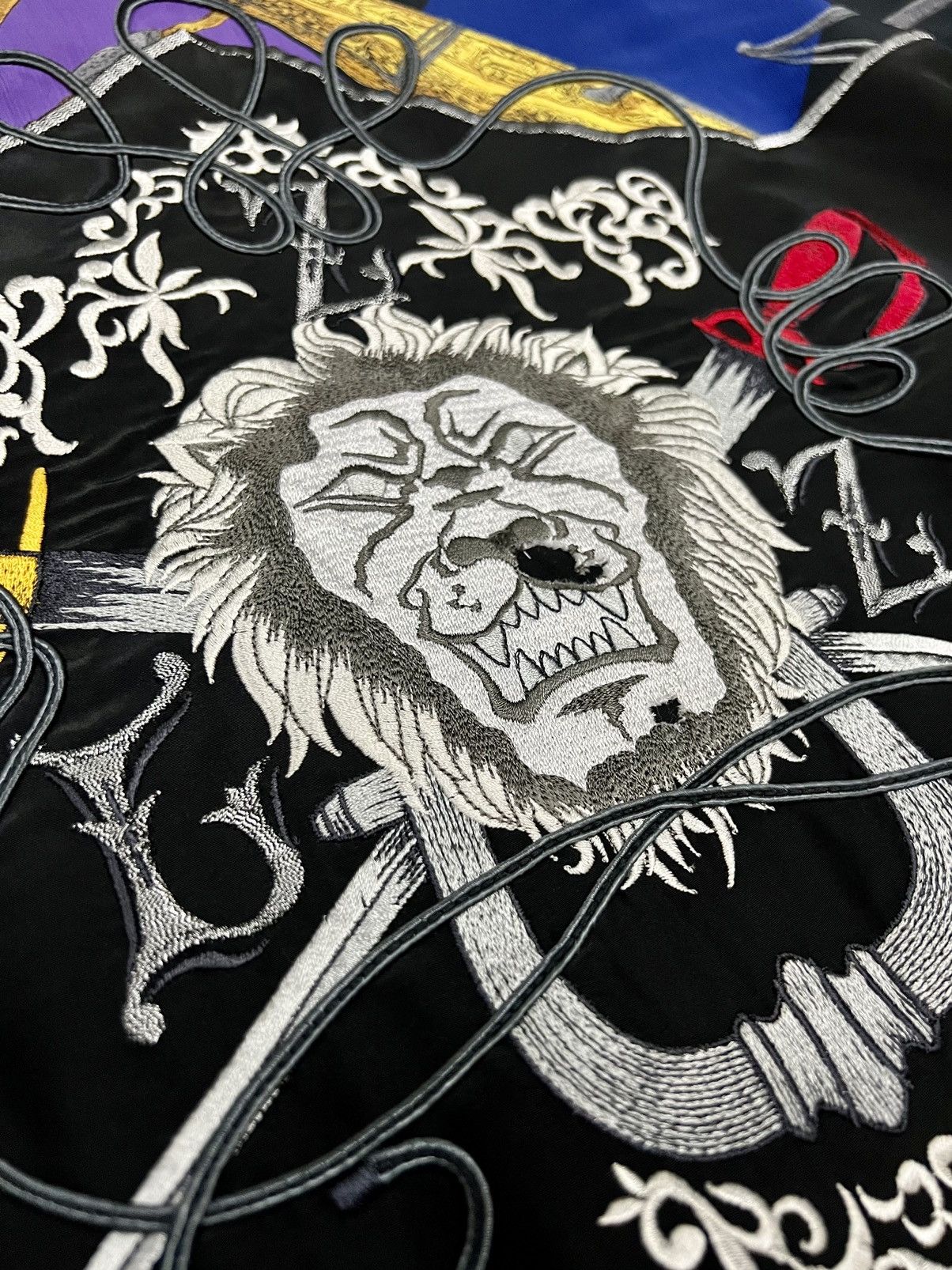 Designer 🔥NEED GONE NOW🔥 LES ZA ZOUS EMBROIDERY BIG LOGO ART CARDIGAN Size US L / EU 52-54 / 3 - 4 Thumbnail