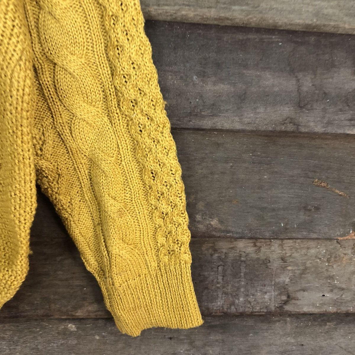 Aran Isles Knitwear × Global Work × Homespun Knitwear Global Work aran isle cable knitwear mustard size L#3942 Size US L / EU 52-54 / 3 - 4 Thumbnail