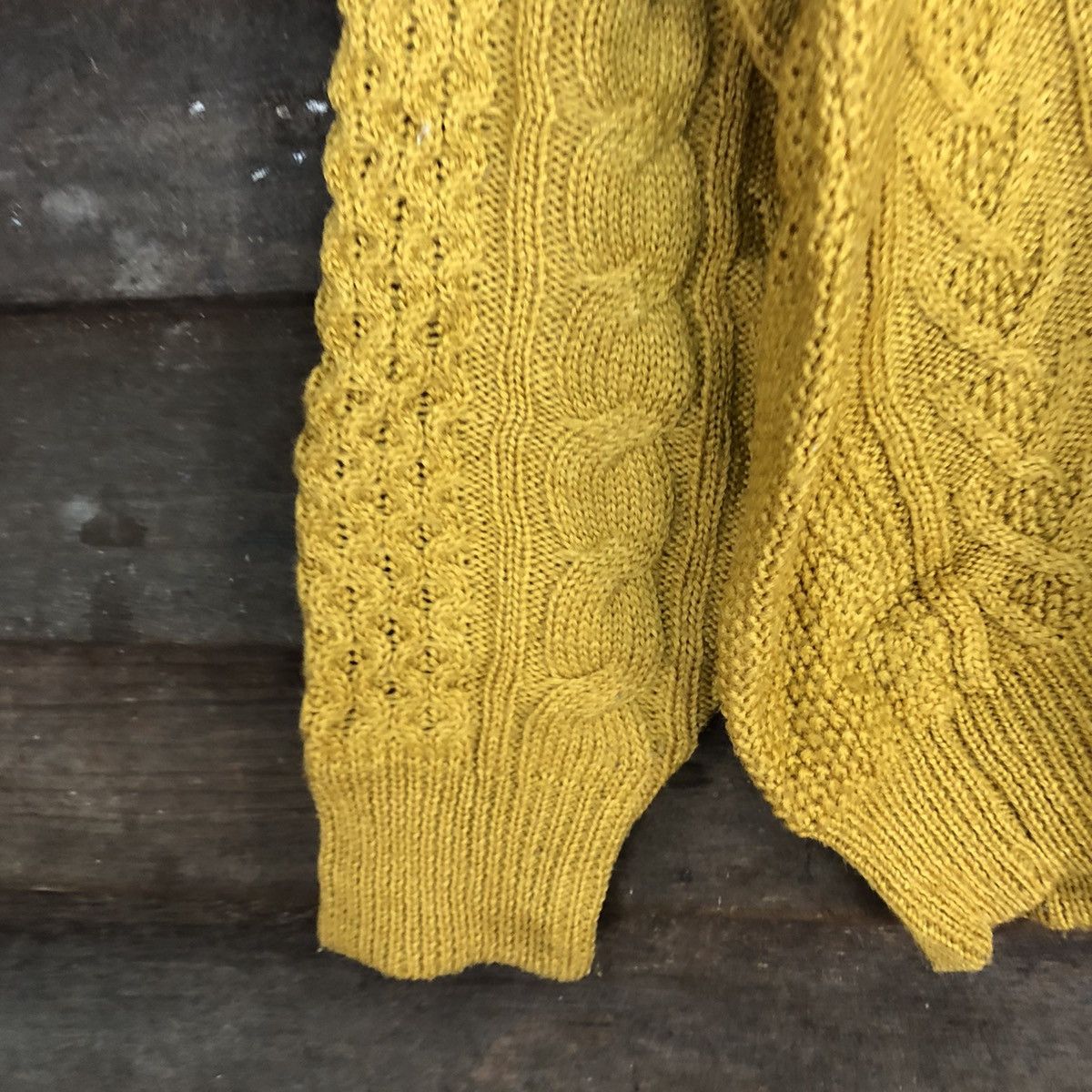 Aran Isles Knitwear × Global Work × Homespun Knitwear Global Work aran isle cable knitwear mustard size L#3942 Size US L / EU 52-54 / 3 - 6 Thumbnail