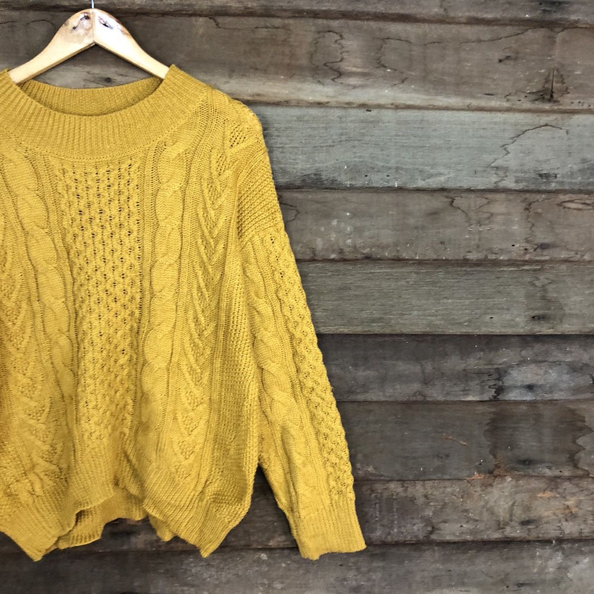 Aran Isles Knitwear × Global Work × Homespun Knitwear Global Work aran isle cable knitwear mustard size L#3942 Size US L / EU 52-54 / 3 - 5 Thumbnail
