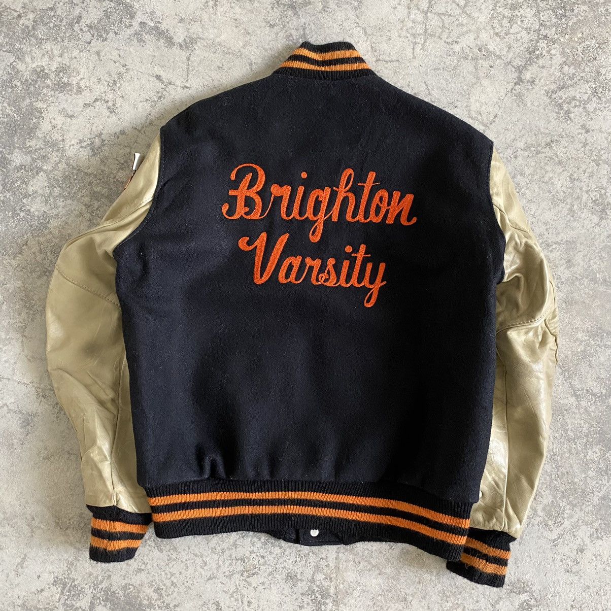Vintage Vintage Brighton Bulldogs Letterman Varsity Jacket Wool Size US S / EU 44-46 / 1 - 13 Thumbnail