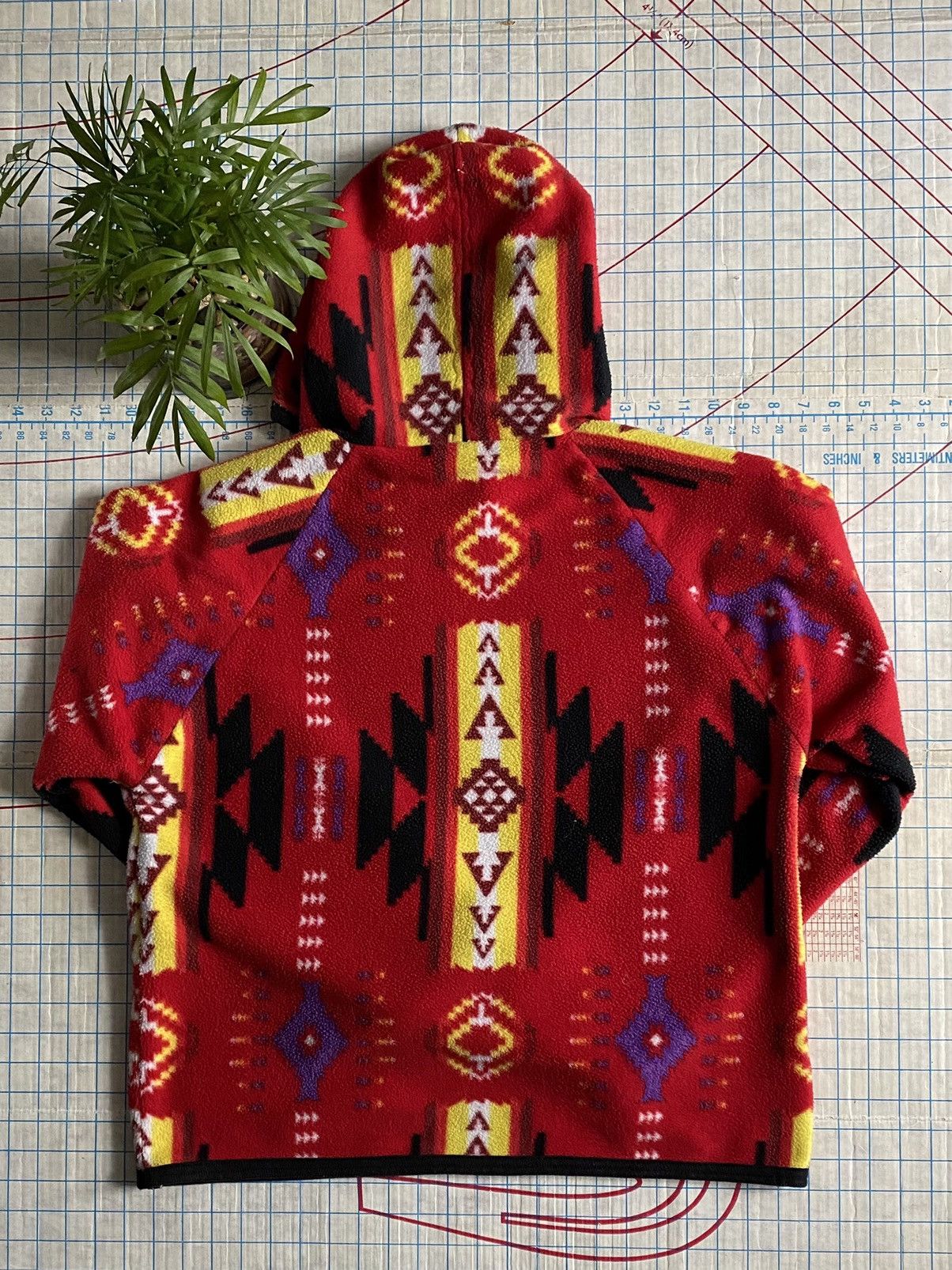 Handmade × Other × Vintage Vintage Handmade Navajo Pattern Fleece Hoodie Fits Medium Size US M / EU 48-50 / 2 - 7 Thumbnail