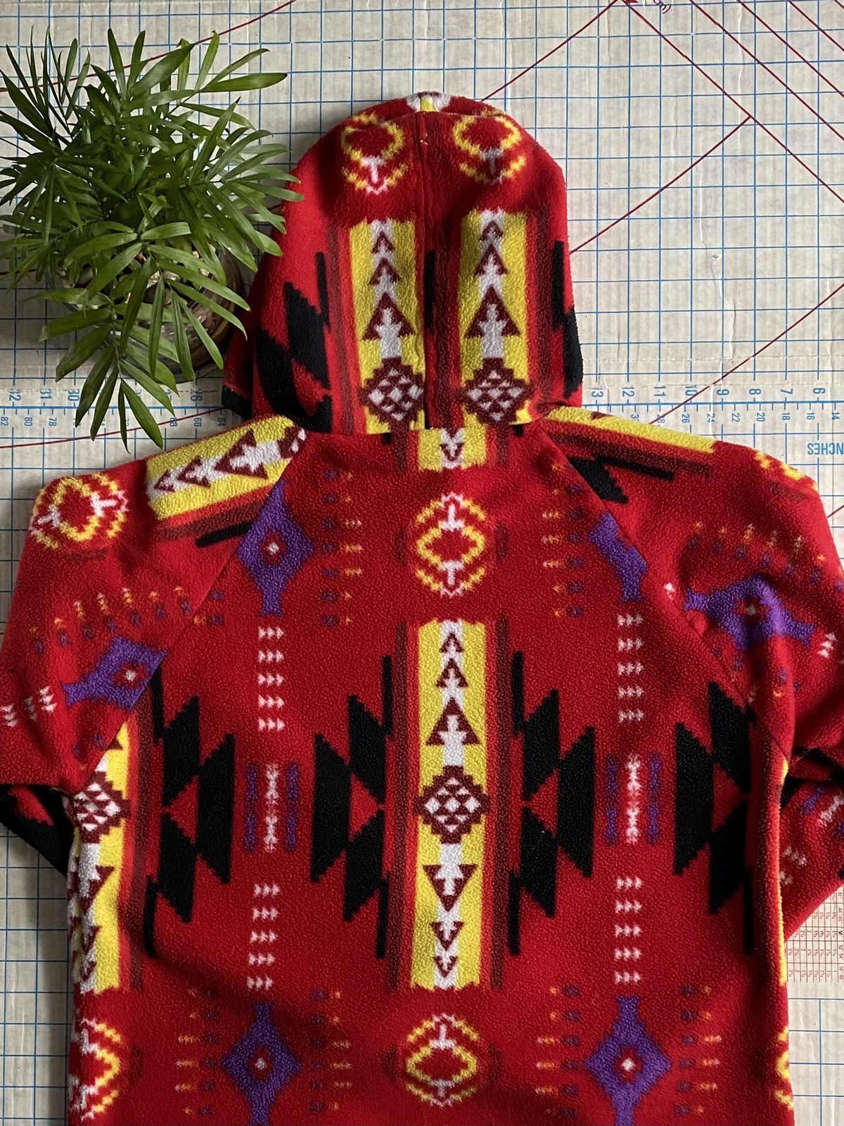 Handmade × Other × Vintage Vintage Handmade Navajo Pattern Fleece Hoodie Fits Medium Size US M / EU 48-50 / 2 - 8 Thumbnail