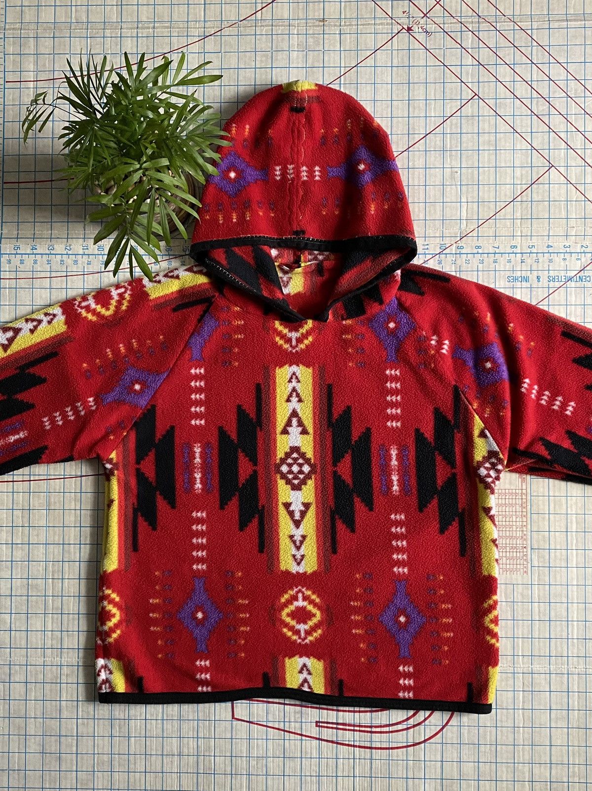 Handmade × Other × Vintage Vintage Handmade Navajo Pattern Fleece Hoodie Fits Medium Size US M / EU 48-50 / 2 - 4 Thumbnail