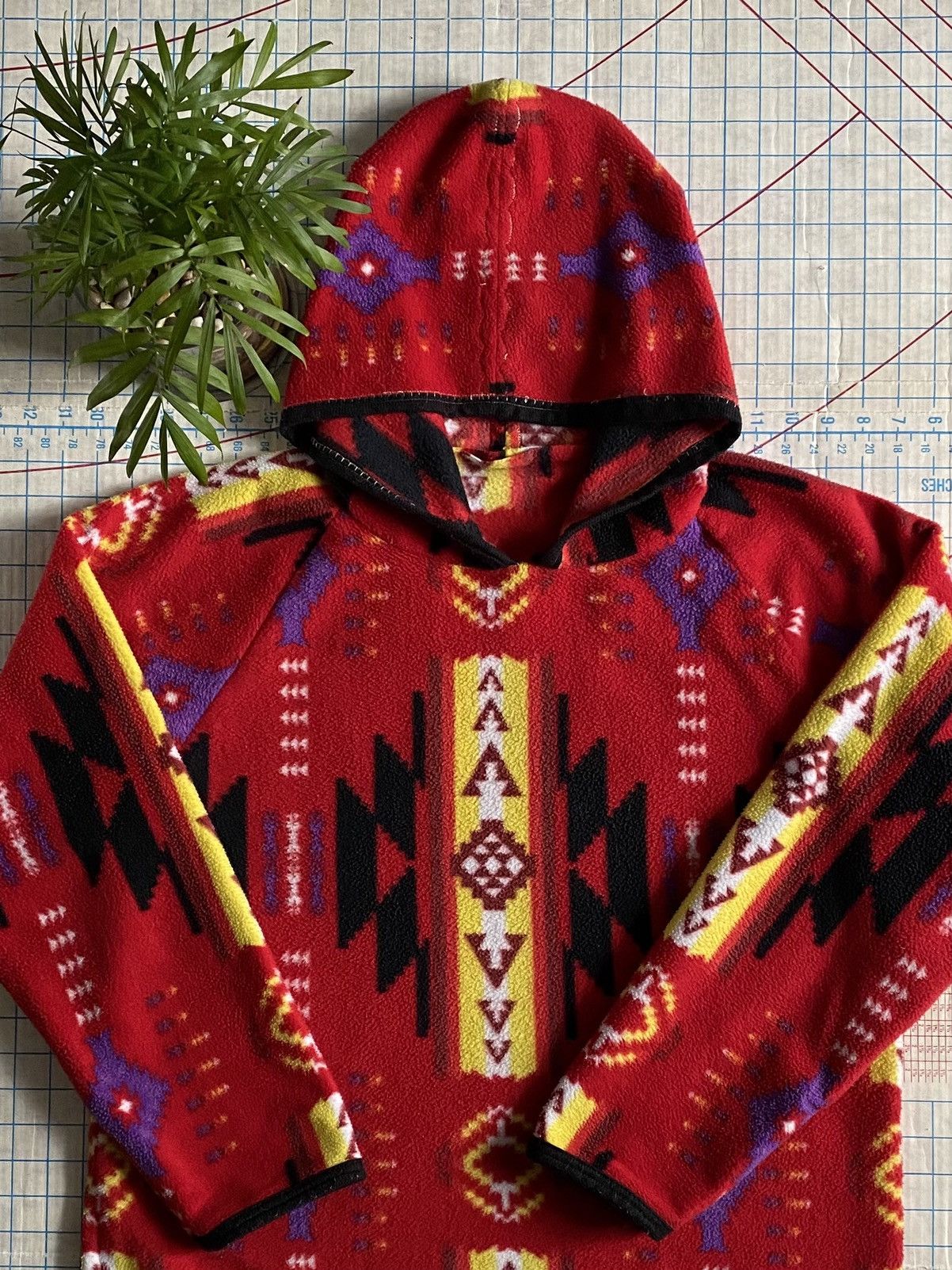 Handmade × Other × Vintage Vintage Handmade Navajo Pattern Fleece Hoodie Fits Medium Size US M / EU 48-50 / 2 - 2 Thumbnail