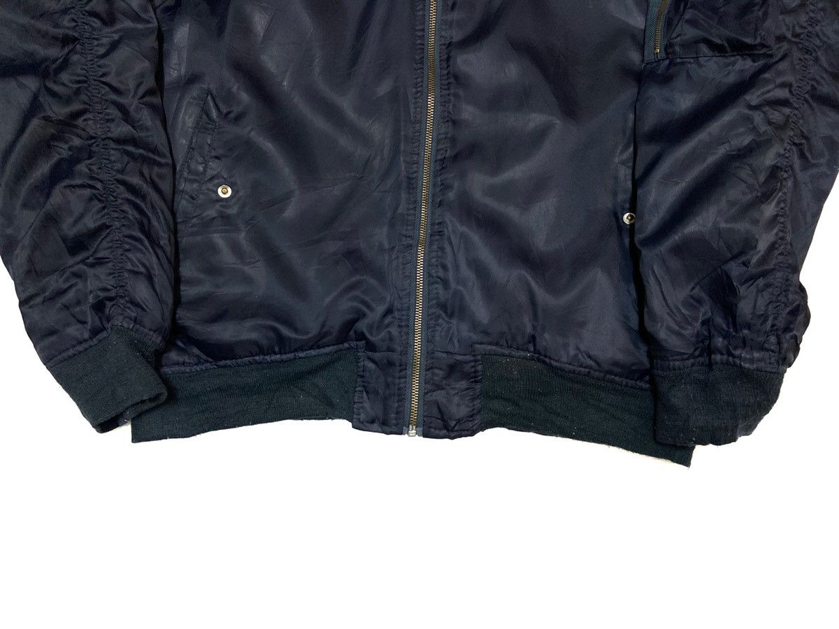 Vintage Vintage 90's Military Flyers Man Bomber Jacket Size L Size US M / EU 48-50 / 2 - 5 Thumbnail