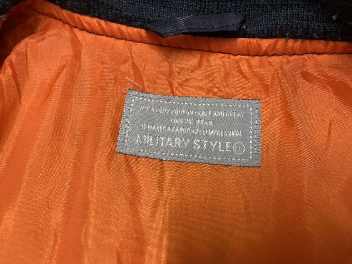 Vintage Vintage 90's Military Flyers Man Bomber Jacket Size L Size US M / EU 48-50 / 2 - 7 Thumbnail