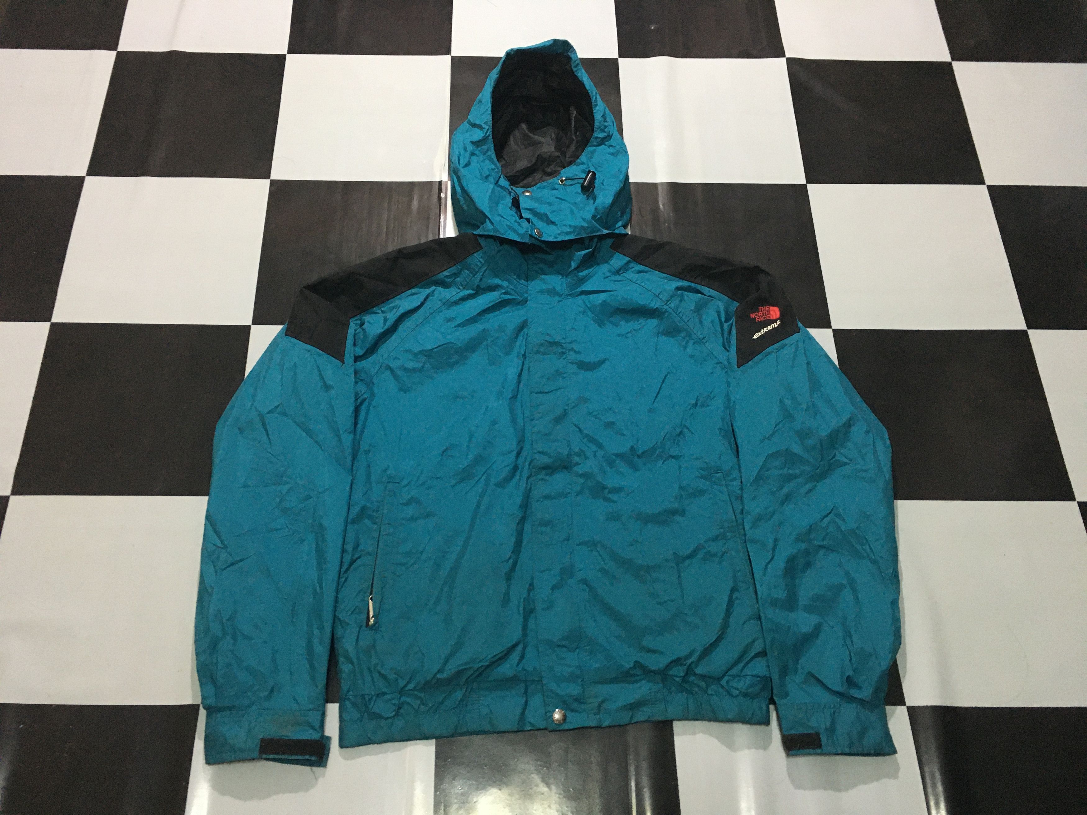 The North Face × Vintage Vintage The North Face Extreme jacket hooded Gore-Tex USA Size US L / EU 52-54 / 3 - 2 Thumbnail