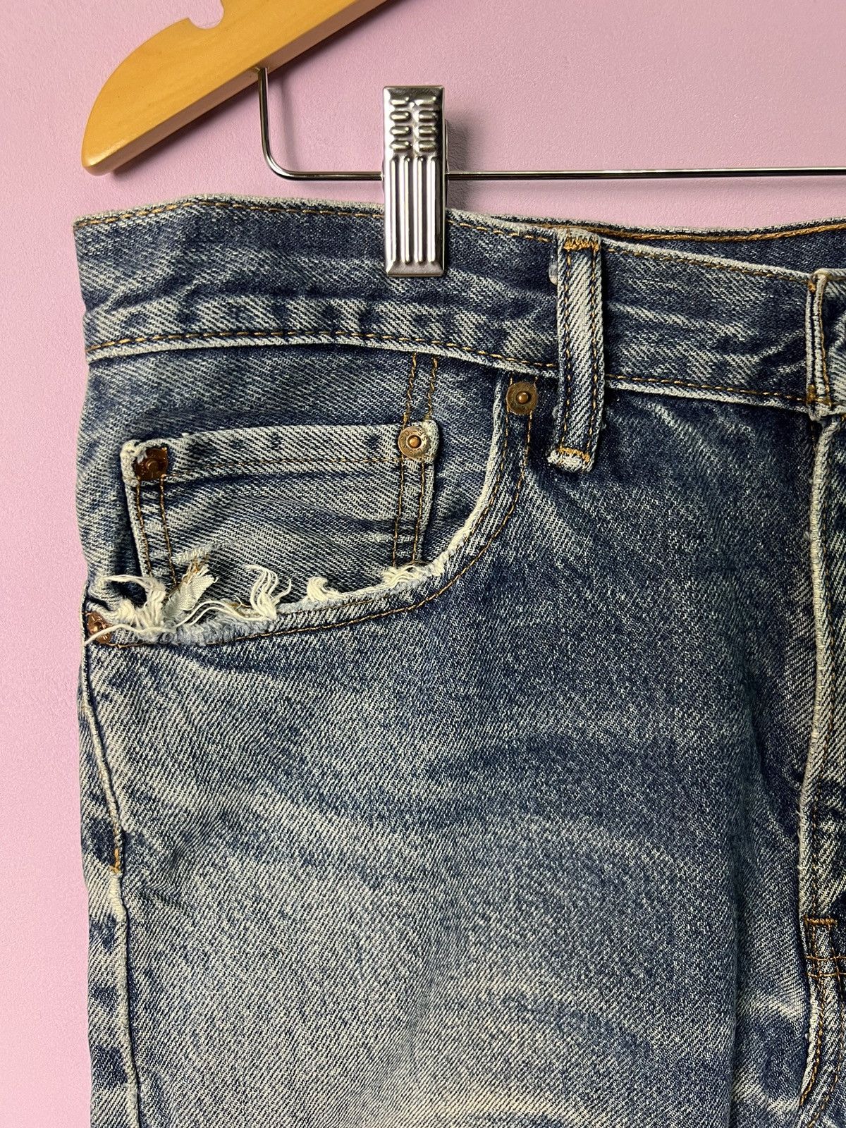 Levi's 🔥Distressed Levis Cropped Denim Size US 35 - 8 Thumbnail