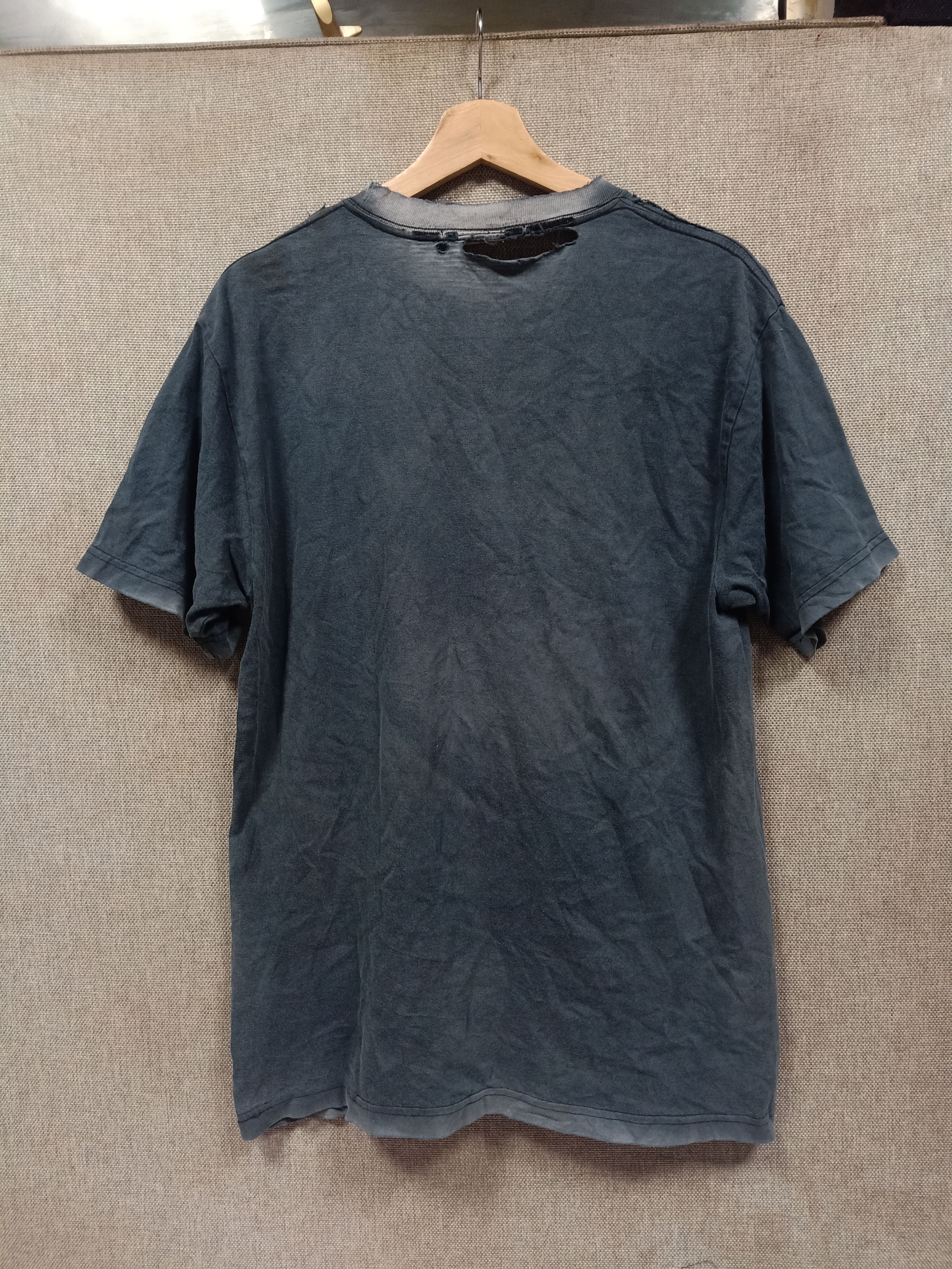Anime vintage t shirt anime cospa distressed Size US M / EU 48-50 / 2 - 2 Thumbnail