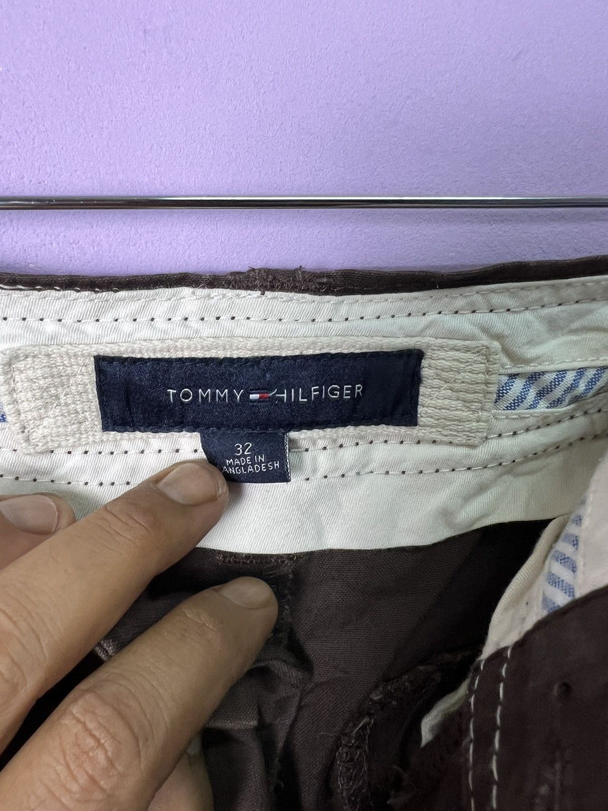 Tommy Hilfiger 🔥Sun Faded Tommy Hilfiger Shorts Khaki Size US 33 - 14 Thumbnail