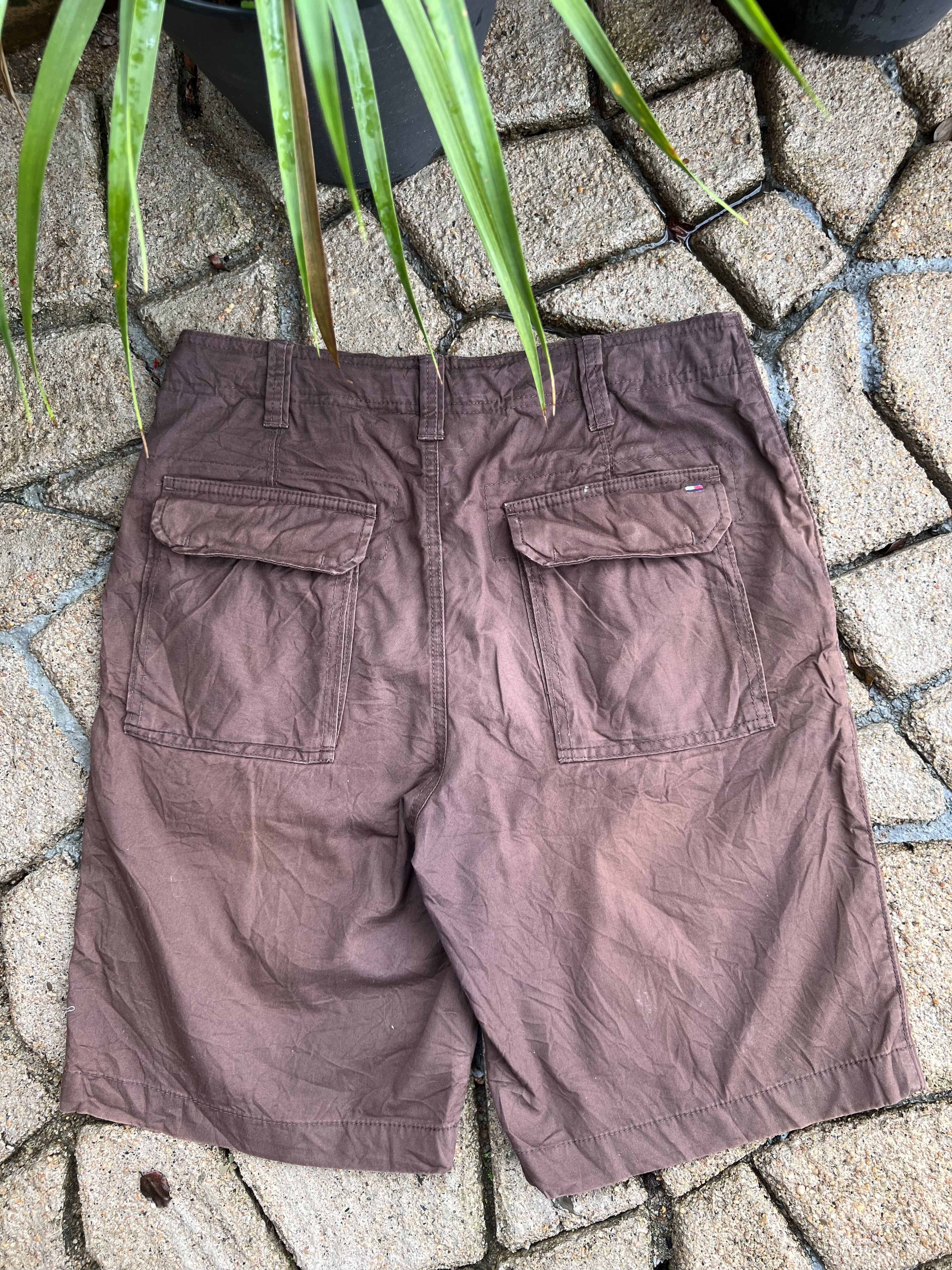 Tommy Hilfiger 🔥Sun Faded Tommy Hilfiger Shorts Khaki Size US 33 - 18 Thumbnail