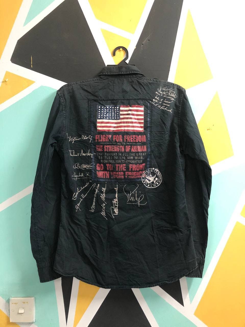 Avirex × Japanese Brand Rare🔥Avirex original patches Button Up Size US M / EU 48-50 / 2 - 7 Thumbnail