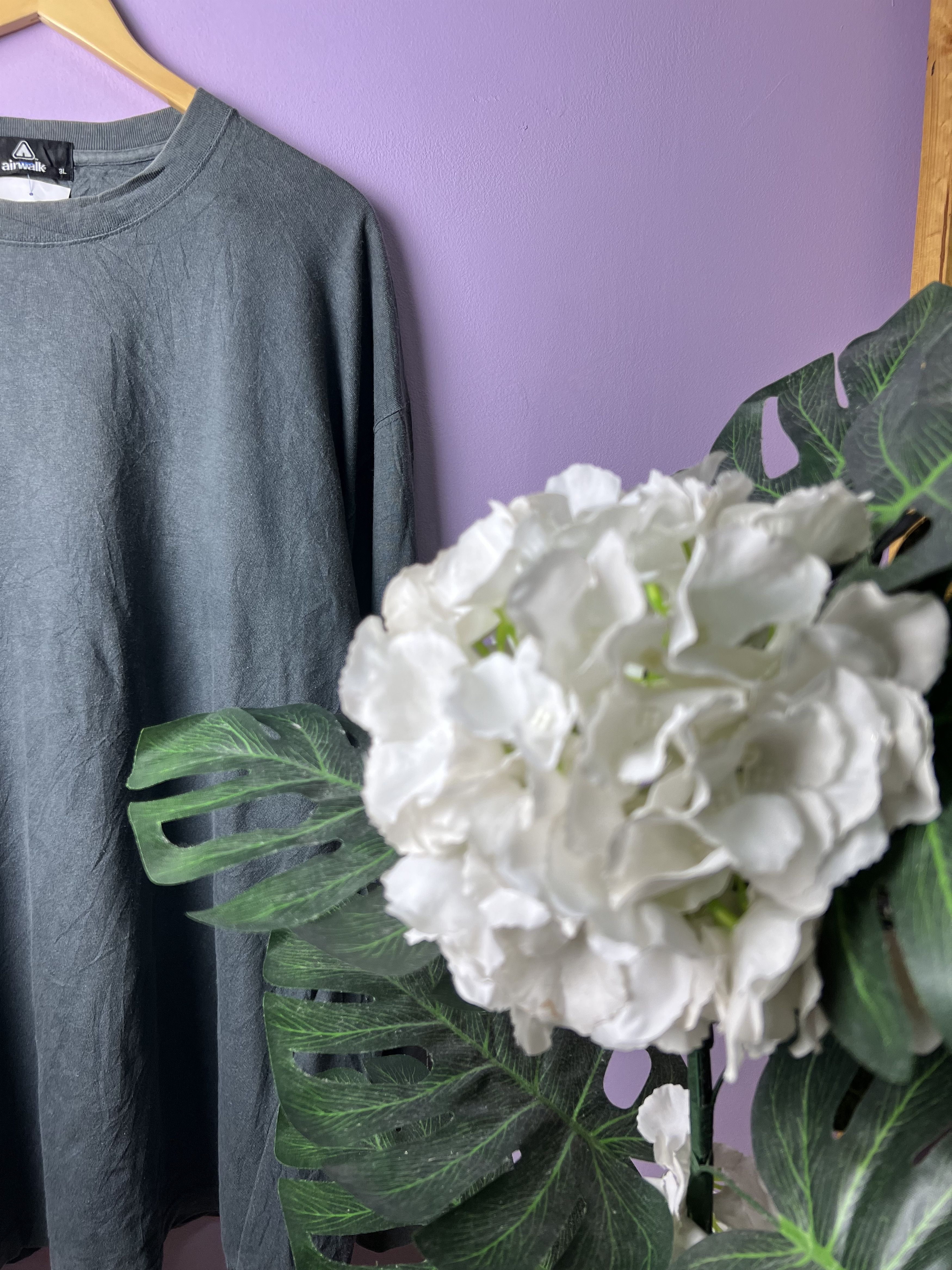 Airwalk 🔥Vintage Airwalk LS Tees Size US XL / EU 56 / 4 - 5 Thumbnail