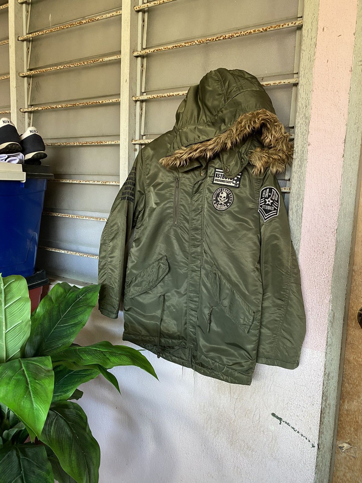 image of Stealsba-Tsu Studio Parka Jacket Military Style in Green, Women's (Size Medium)
