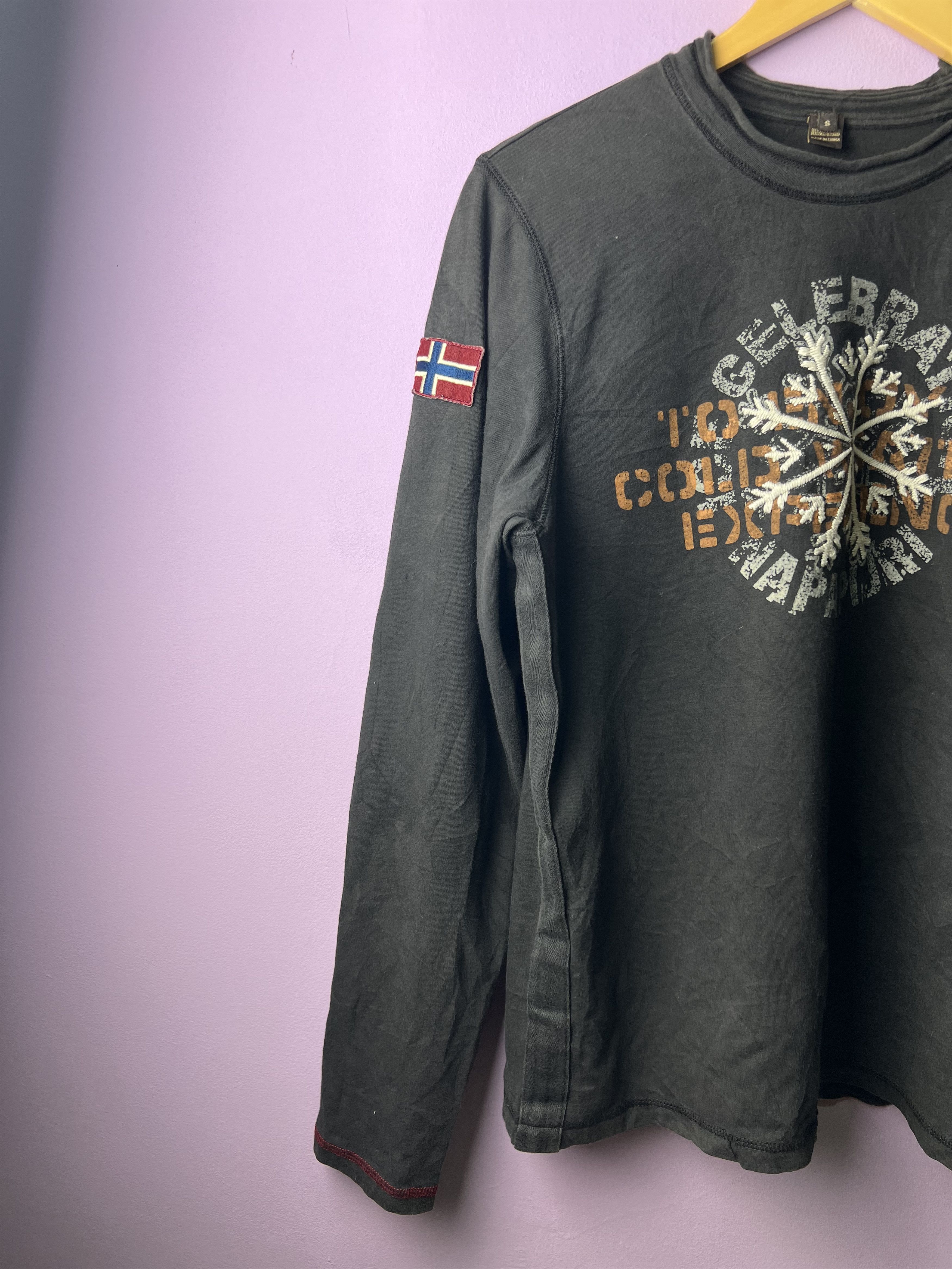 Napapijri 🔥Vintage Elastic Napapijri Patches LS Tees Size US S / EU 44-46 / 1 - 4 Thumbnail