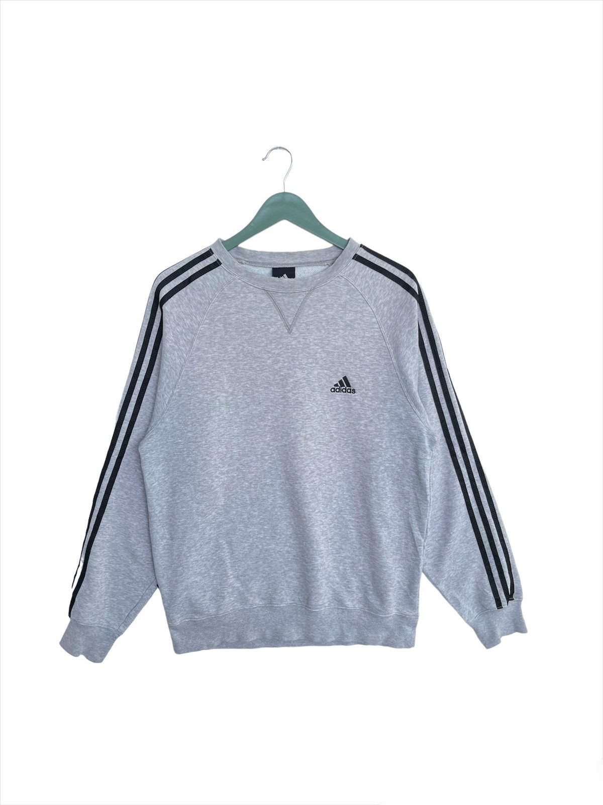 Adidas Vintage Y2K Adidas Sweatshirt Size US L / EU 52-54 / 3 - 1 Thumbnail