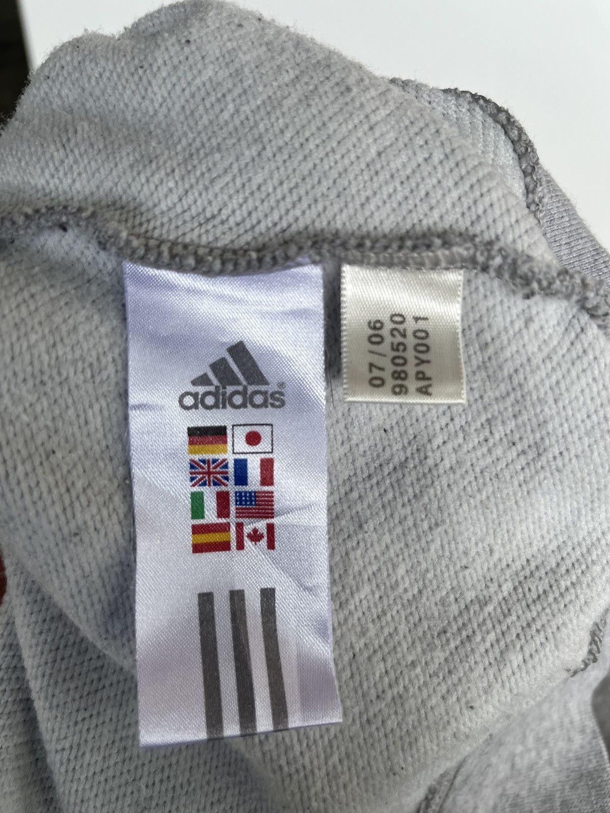 Adidas Vintage Y2K Adidas Sweatshirt Size US L / EU 52-54 / 3 - 7 Thumbnail