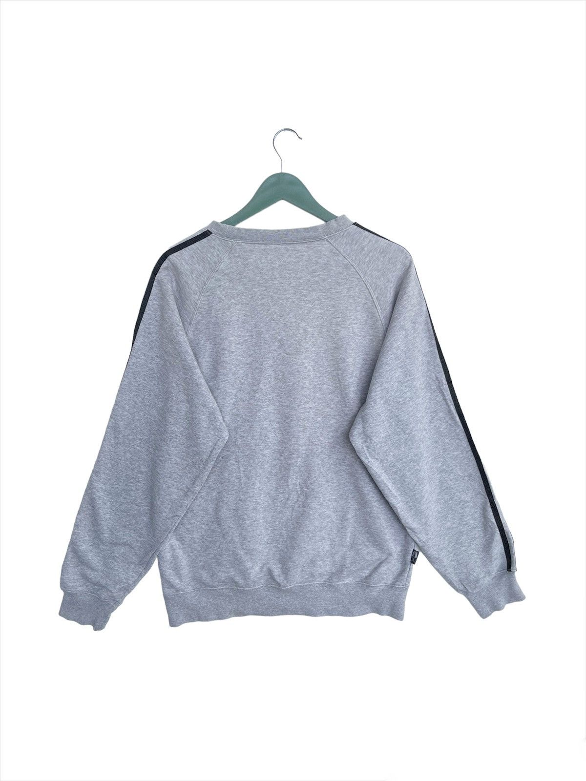 Adidas Vintage Y2K Adidas Sweatshirt Size US L / EU 52-54 / 3 - 2 Thumbnail