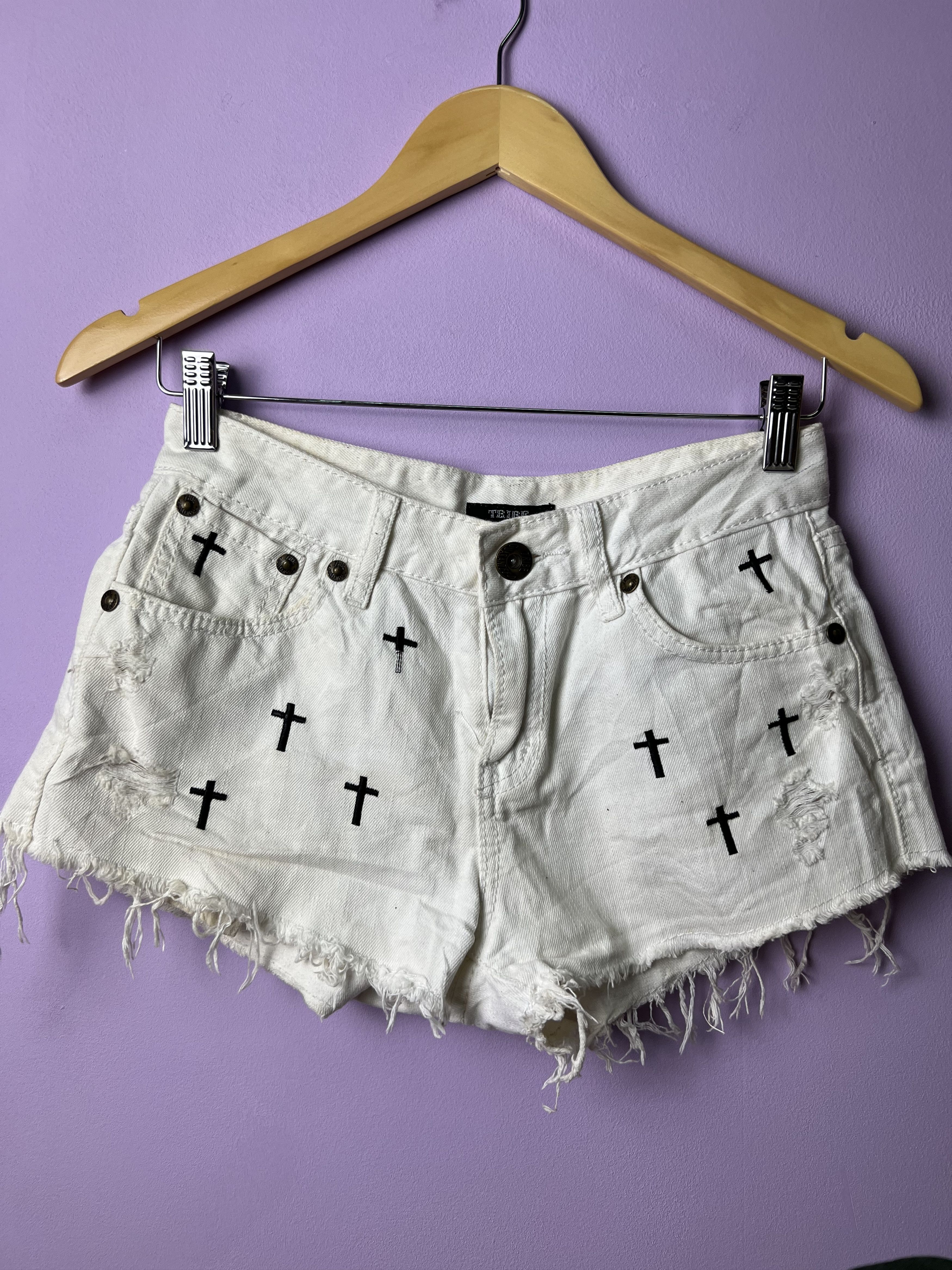 Japanese Brand 🔥Tribe Full Cross Embroidery Short Denim Size 27" / US 4 / IT 40 - 2 Thumbnail