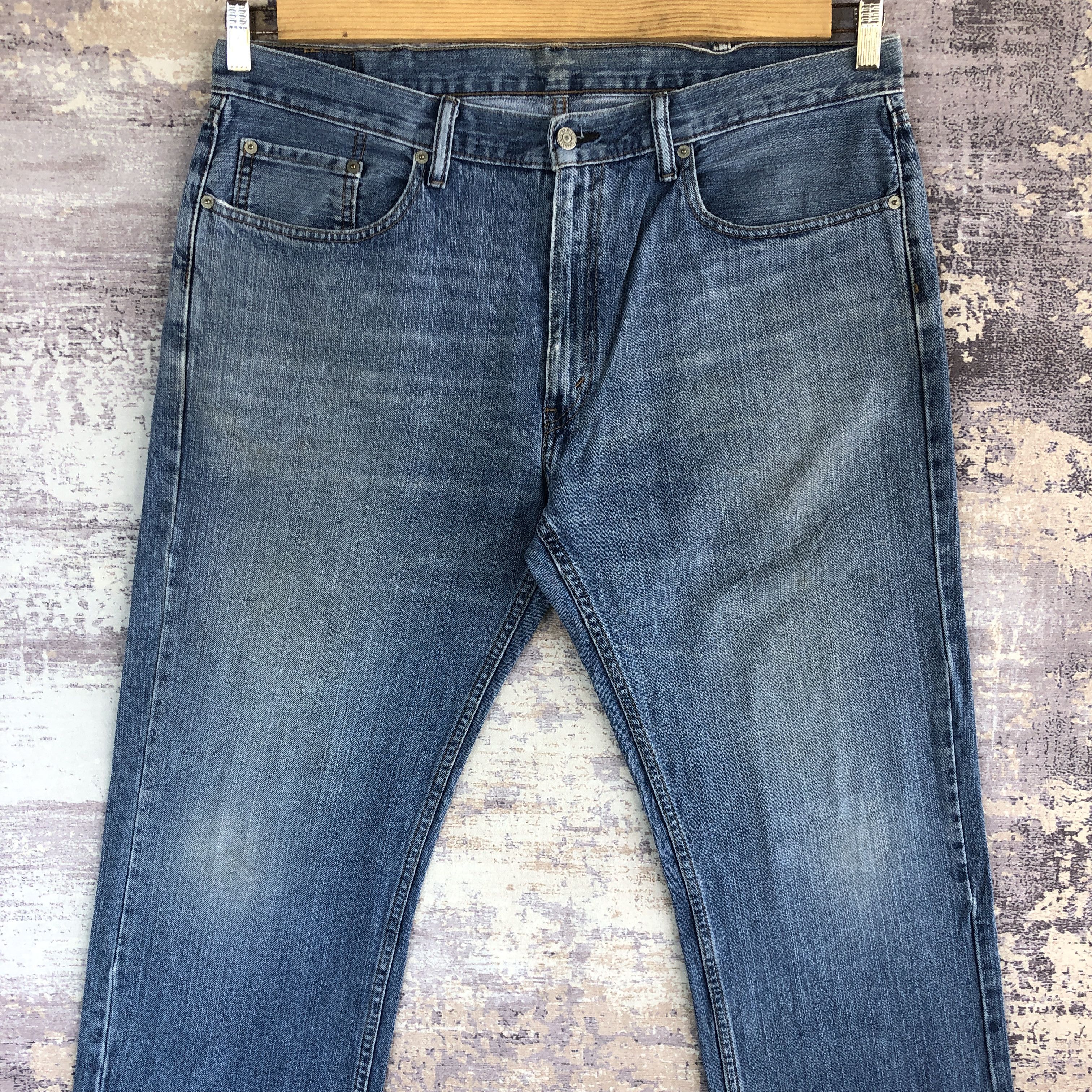 Levi's × Vintage Vintage Levi’s 559 Baggy Fit Jeans Levis Light Wash Denim Size US 40 / EU 56 - 3 Thumbnail