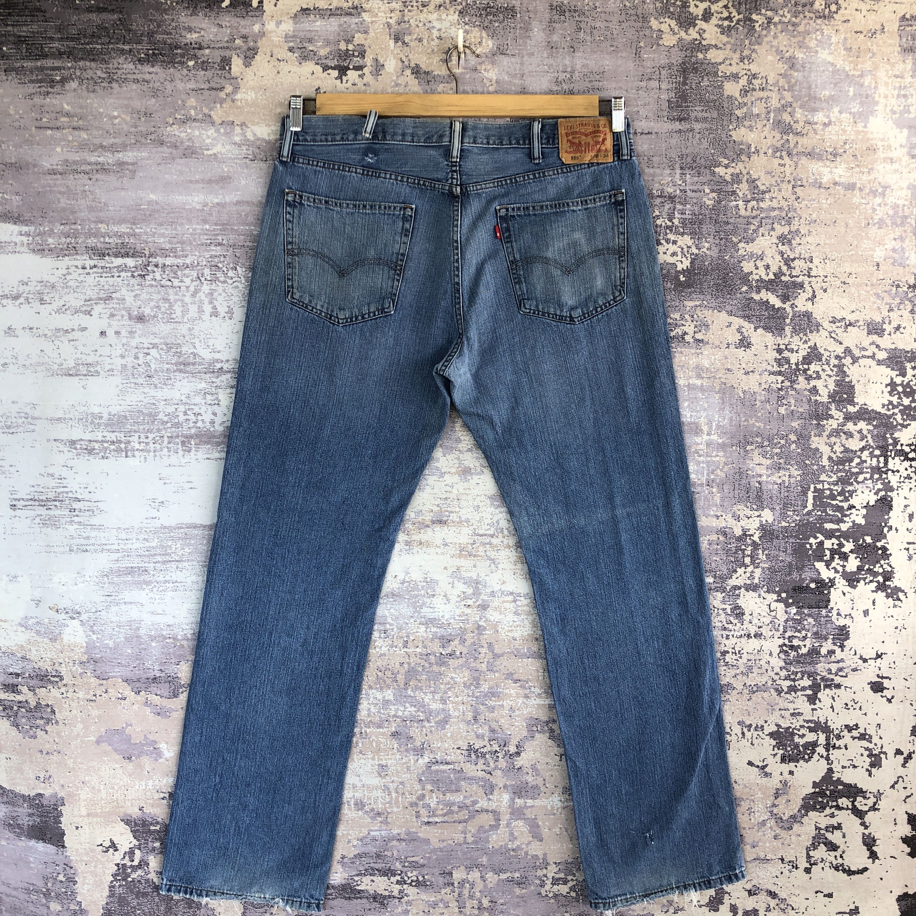 Levi's × Vintage Vintage Levi’s 559 Baggy Fit Jeans Levis Light Wash Denim Size US 40 / EU 56 - 2 Thumbnail